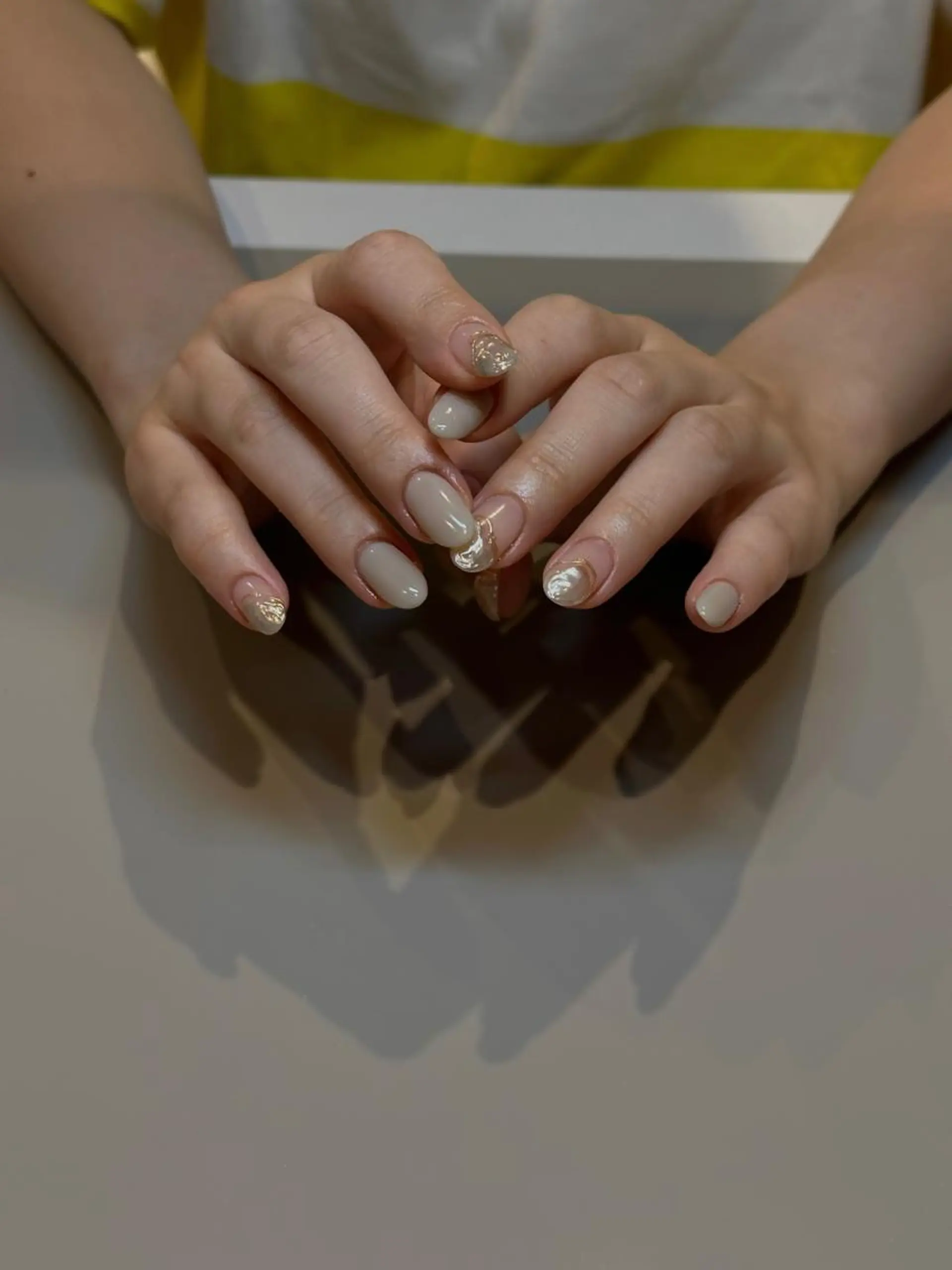 ショート カラー パーマ ヘアアレンジ メンズ キッズ ネイル マツエク・マツパ アイブロウ フレンチネイル シンプルネイル ハンドネイル ar. harajukuのネイルデザイン