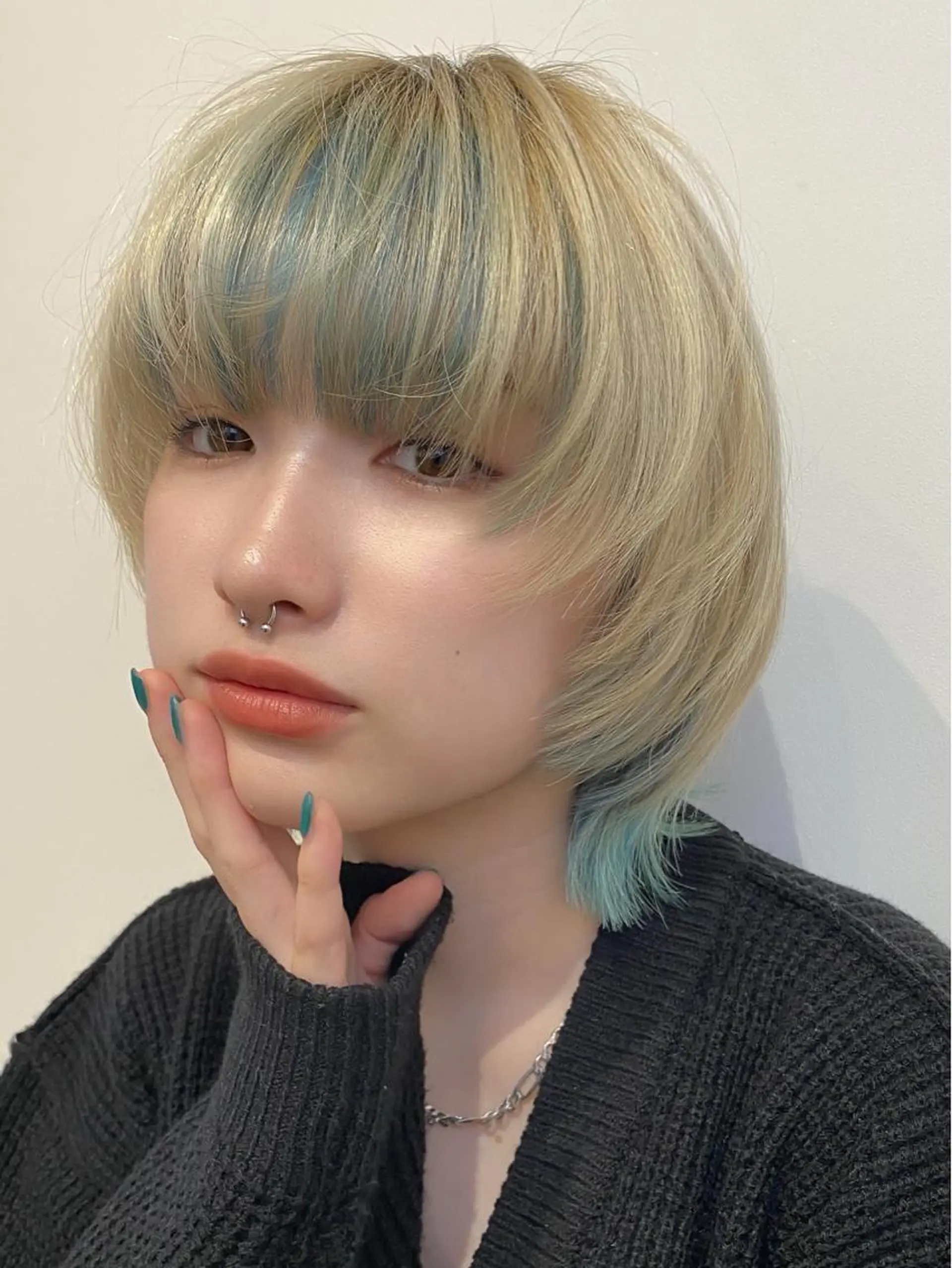 ショート カラー ブロンド インナーカラー ハッシュカット/艶感 カラー/ユウキ✨のヘアスタイル