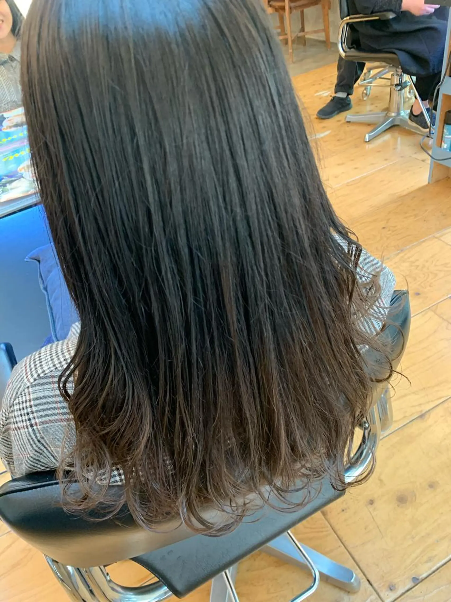 セミロング カラー グラデーションカラー Lagom なかだのヘアスタイル