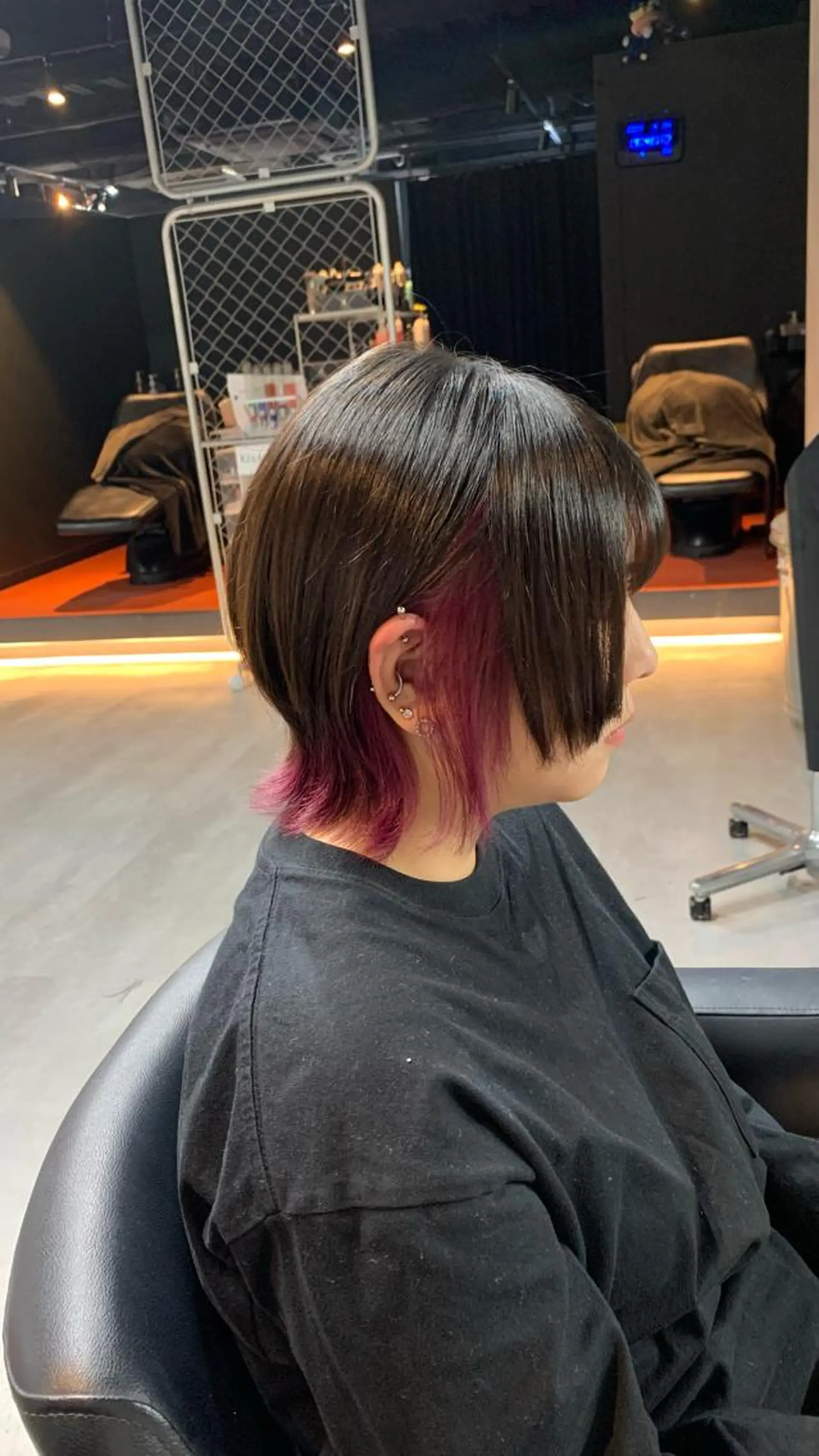 ショート カラー ピンクカラー ピンクパープル パープルカラー ウルフカット B E C H I C O〔べち子〕のヘアスタイル