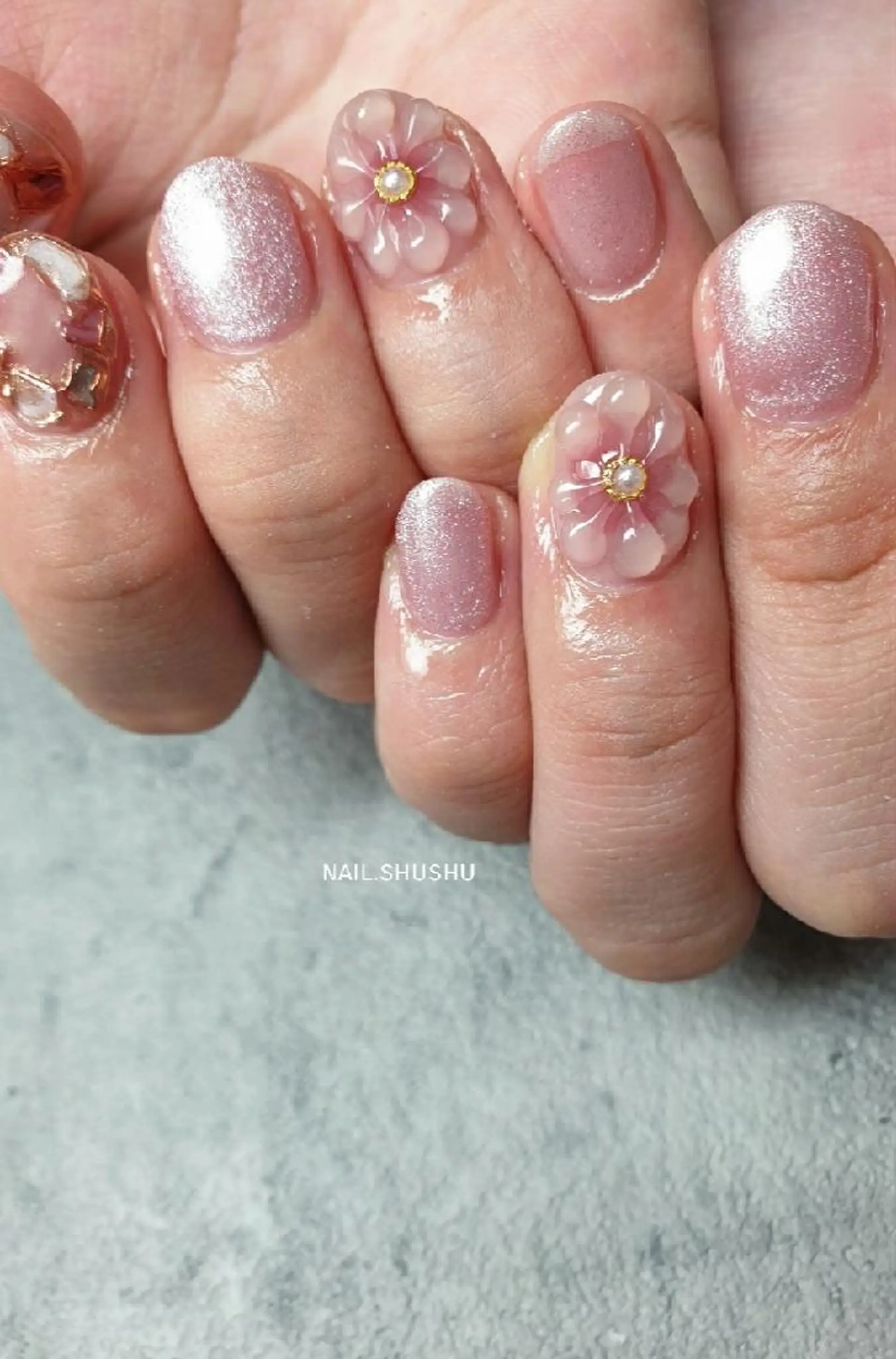 ネイル 3dパーツ/流行り 👧shushu❤️のネイルデザイン