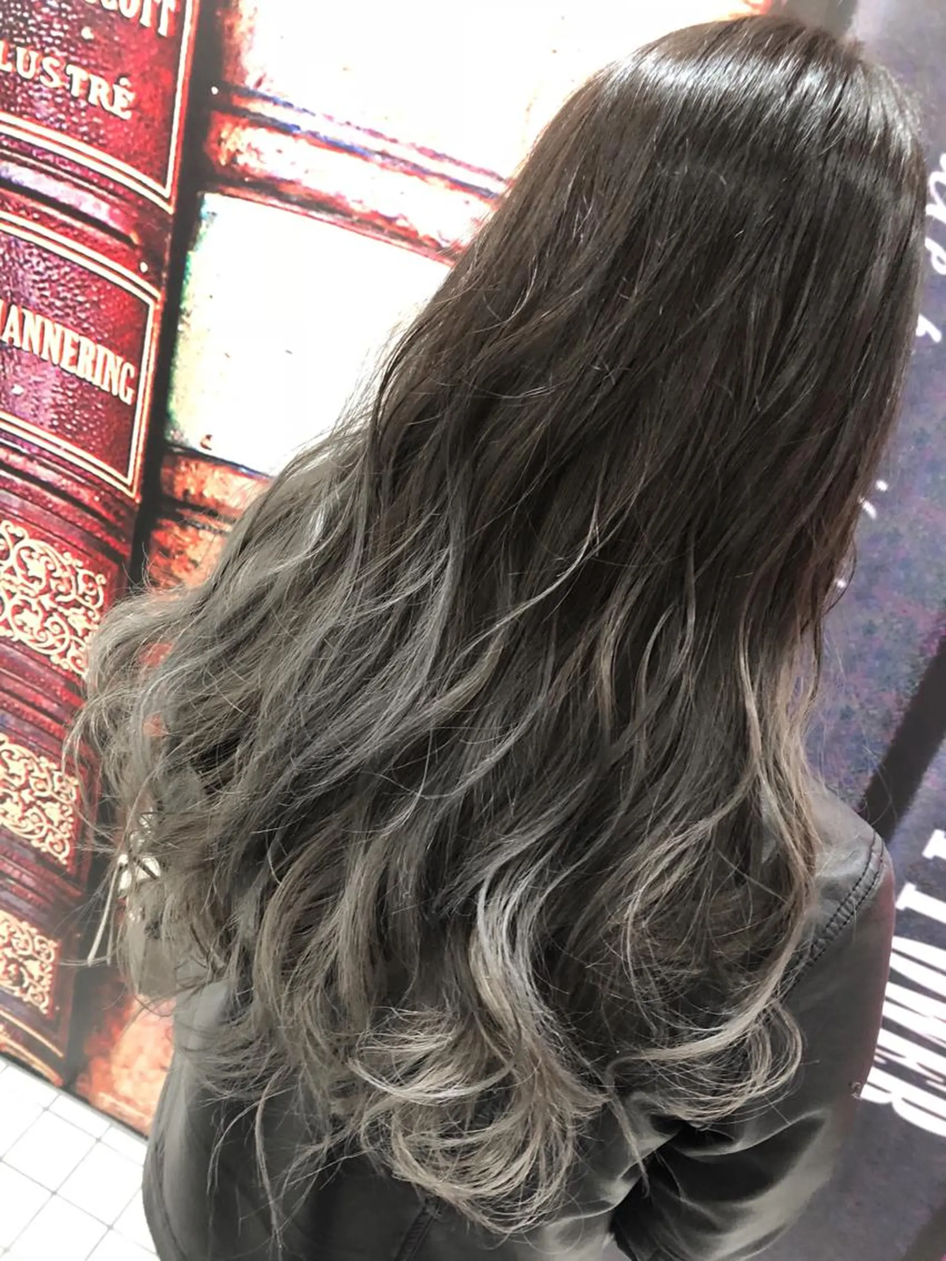 ロング カラー ヘアアレンジ Ma ruのヘアスタイル