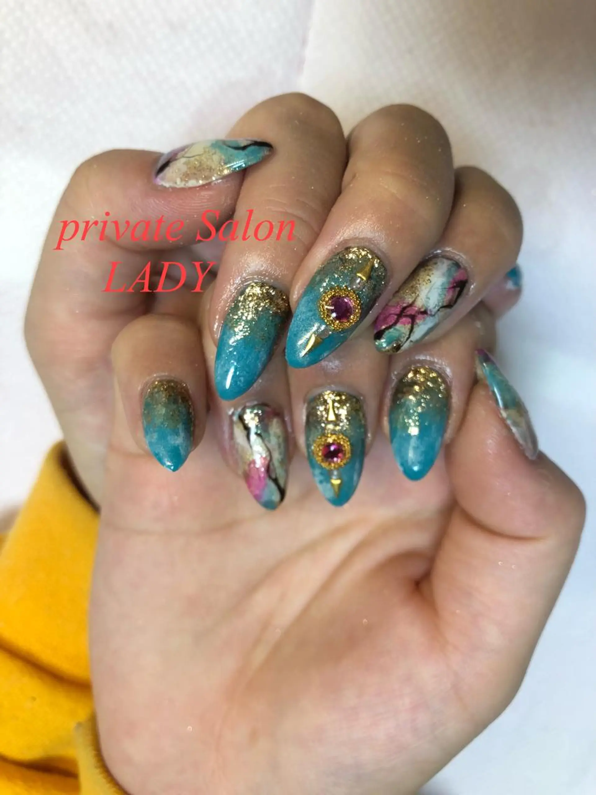 ネイル ハンドネイル 桜田 麻菜のネイルデザイン