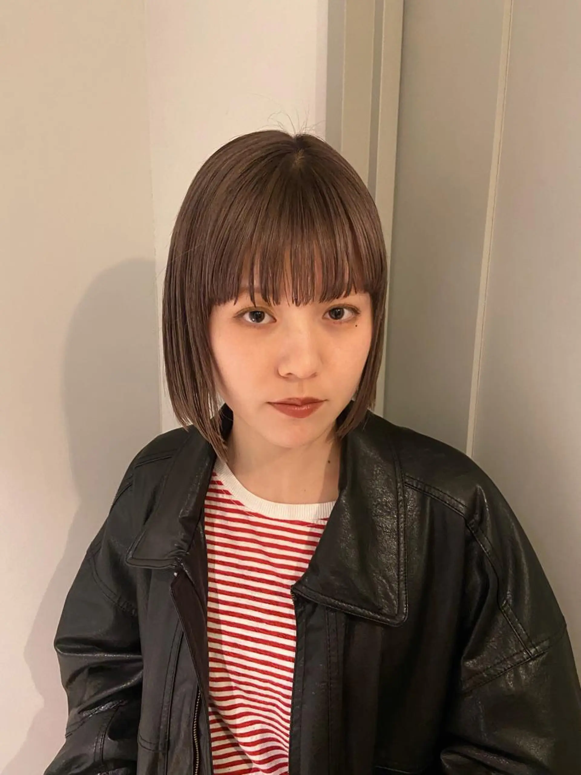 カラー Mori Aimiのヘアスタイル