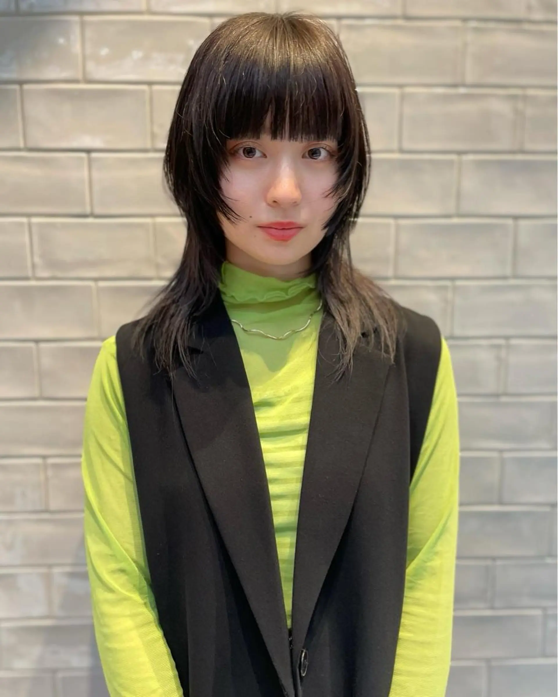 ショート カラー SALOWIN所属・ブリーチ🪡 ボブ🐬レイヤーのヘアスタイル