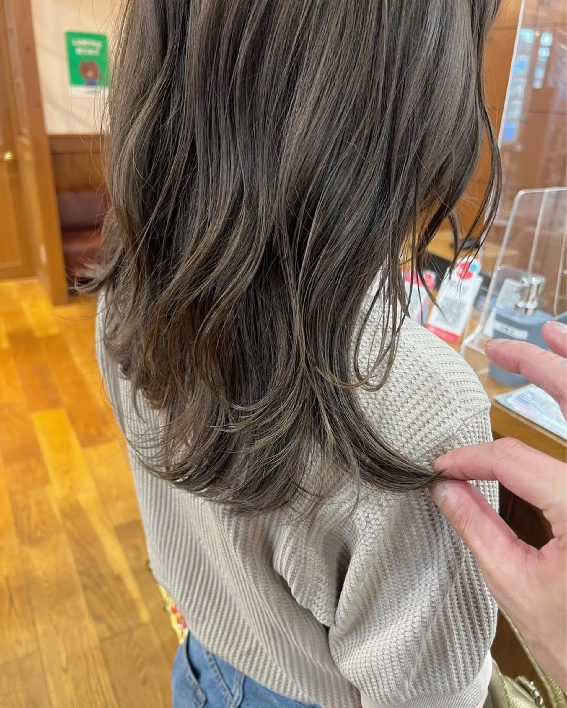 ミディアム カラー パーマ Artist 藤﨑紘成のヘアスタイル