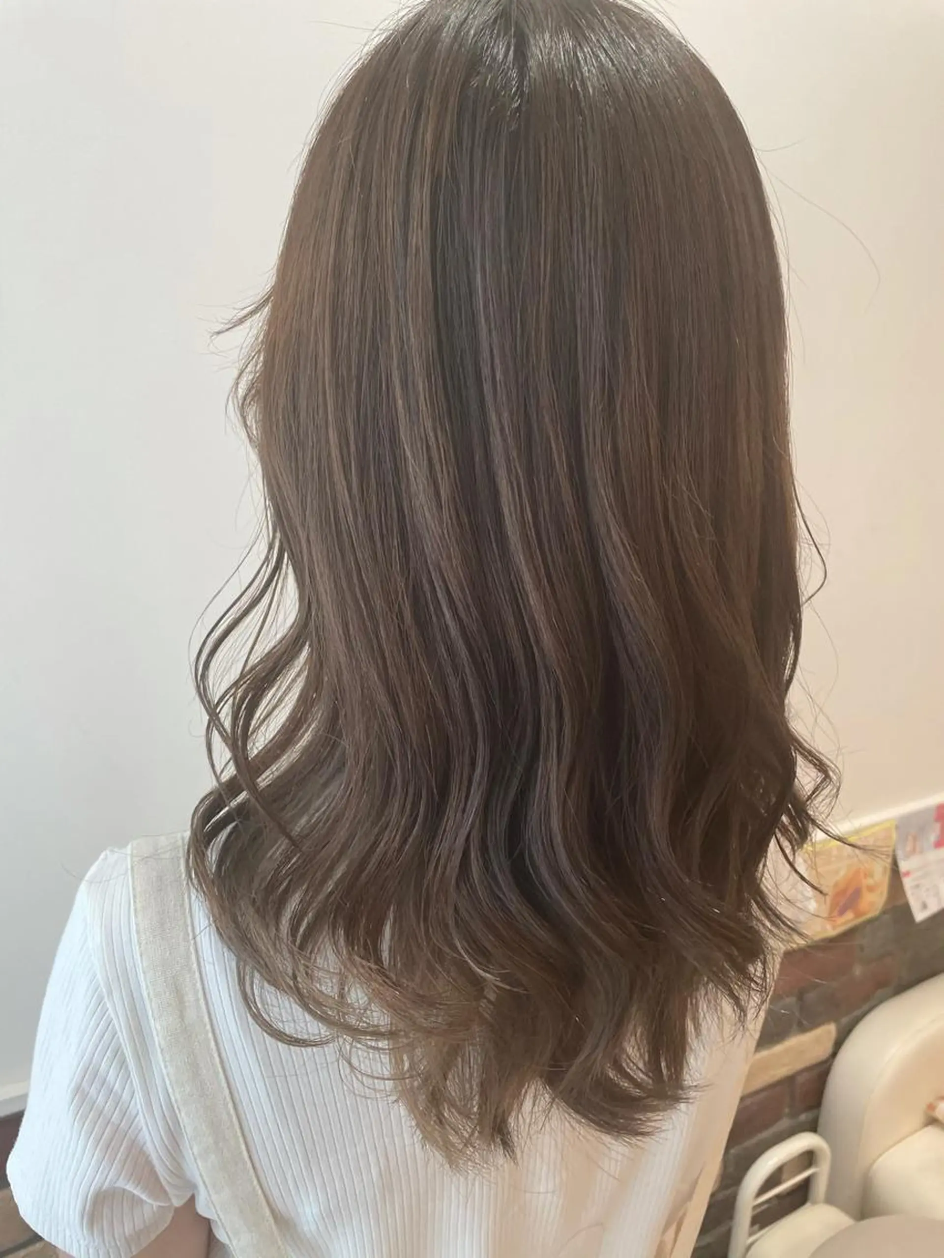 ロング 中井 茅佳のヘアスタイル