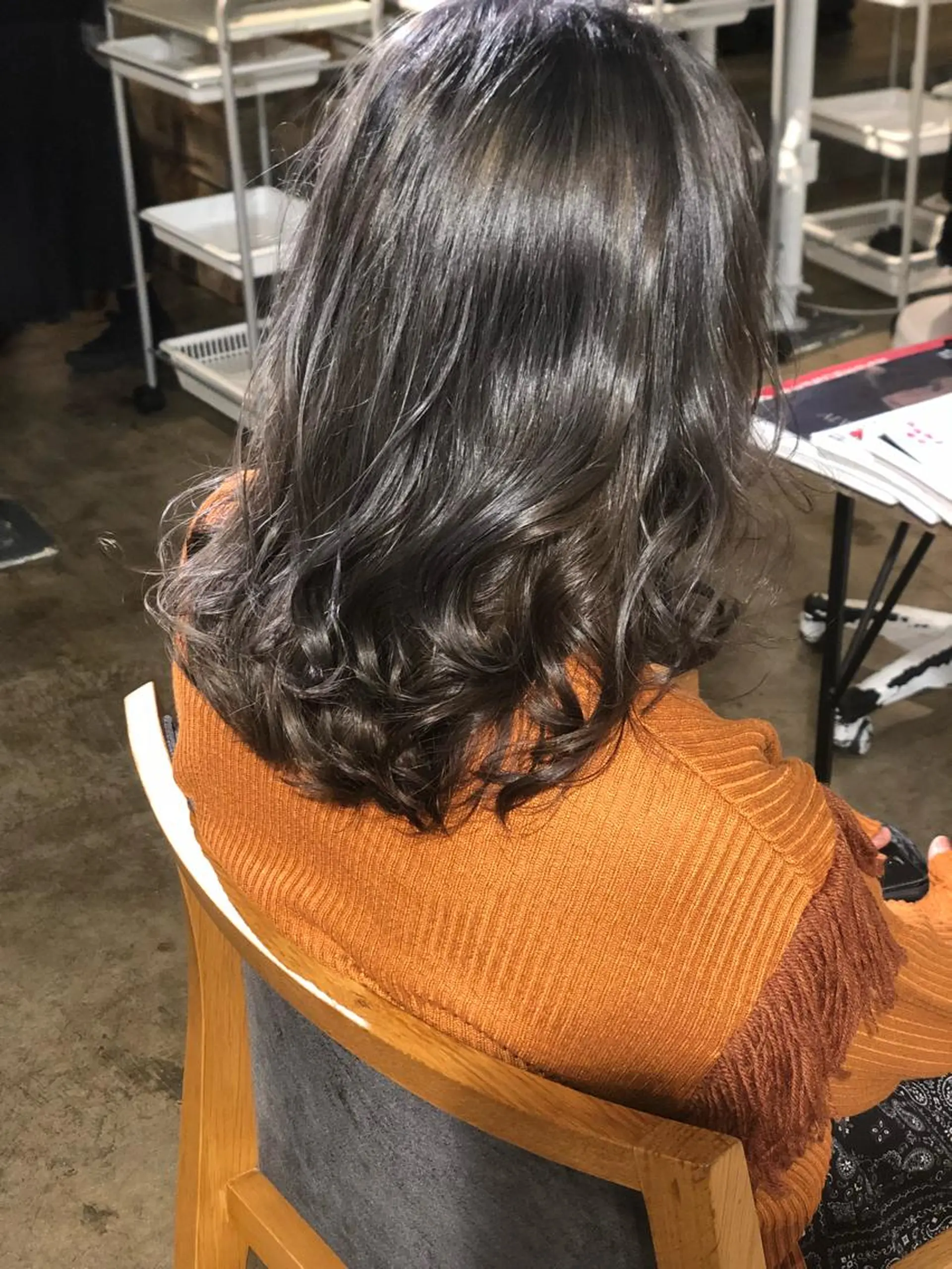 カラー ハイトーン/レイヤー /ケアブリーチ石川治のヘアスタイル