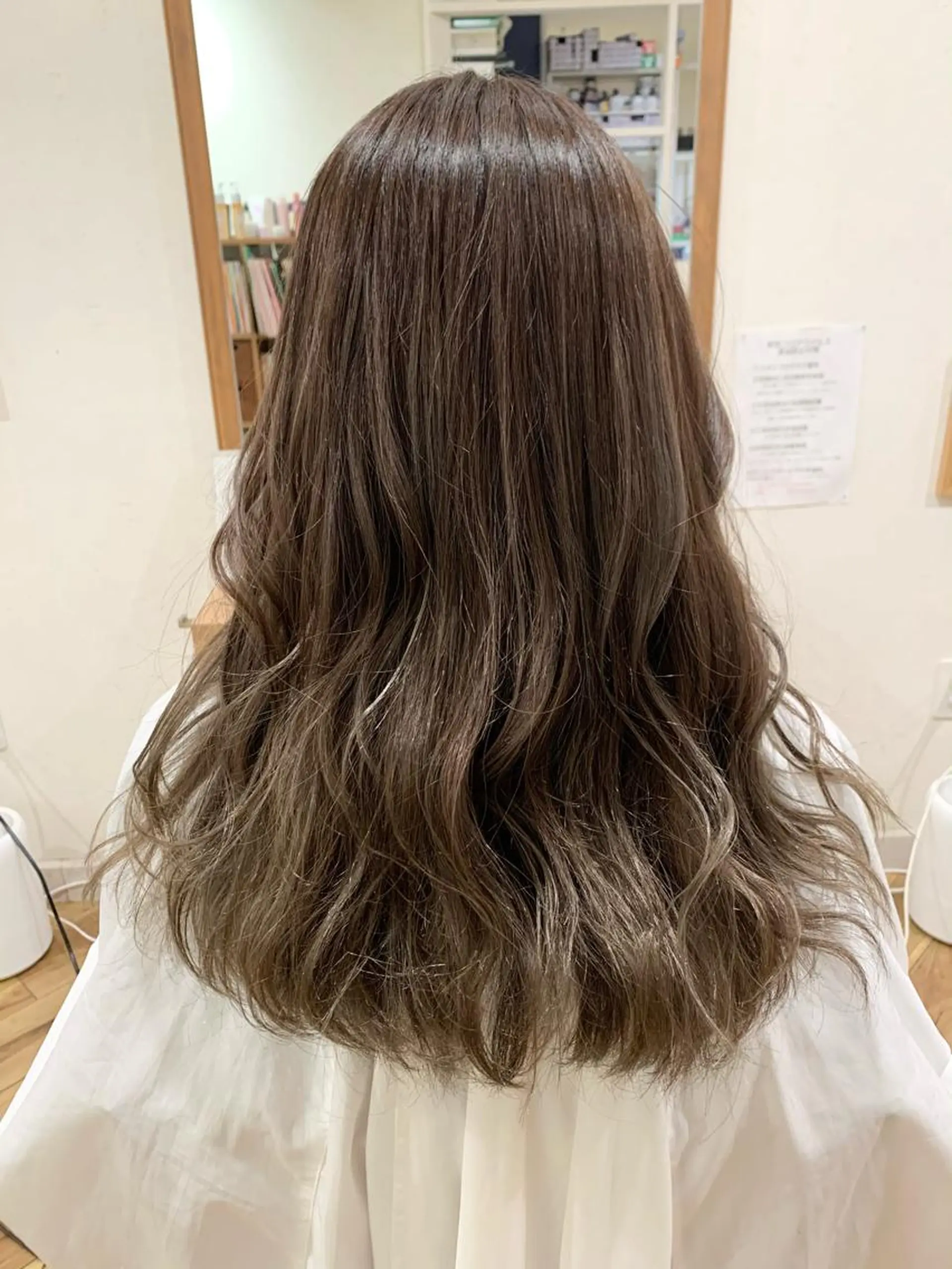 ロング 平居 リサのヘアスタイル