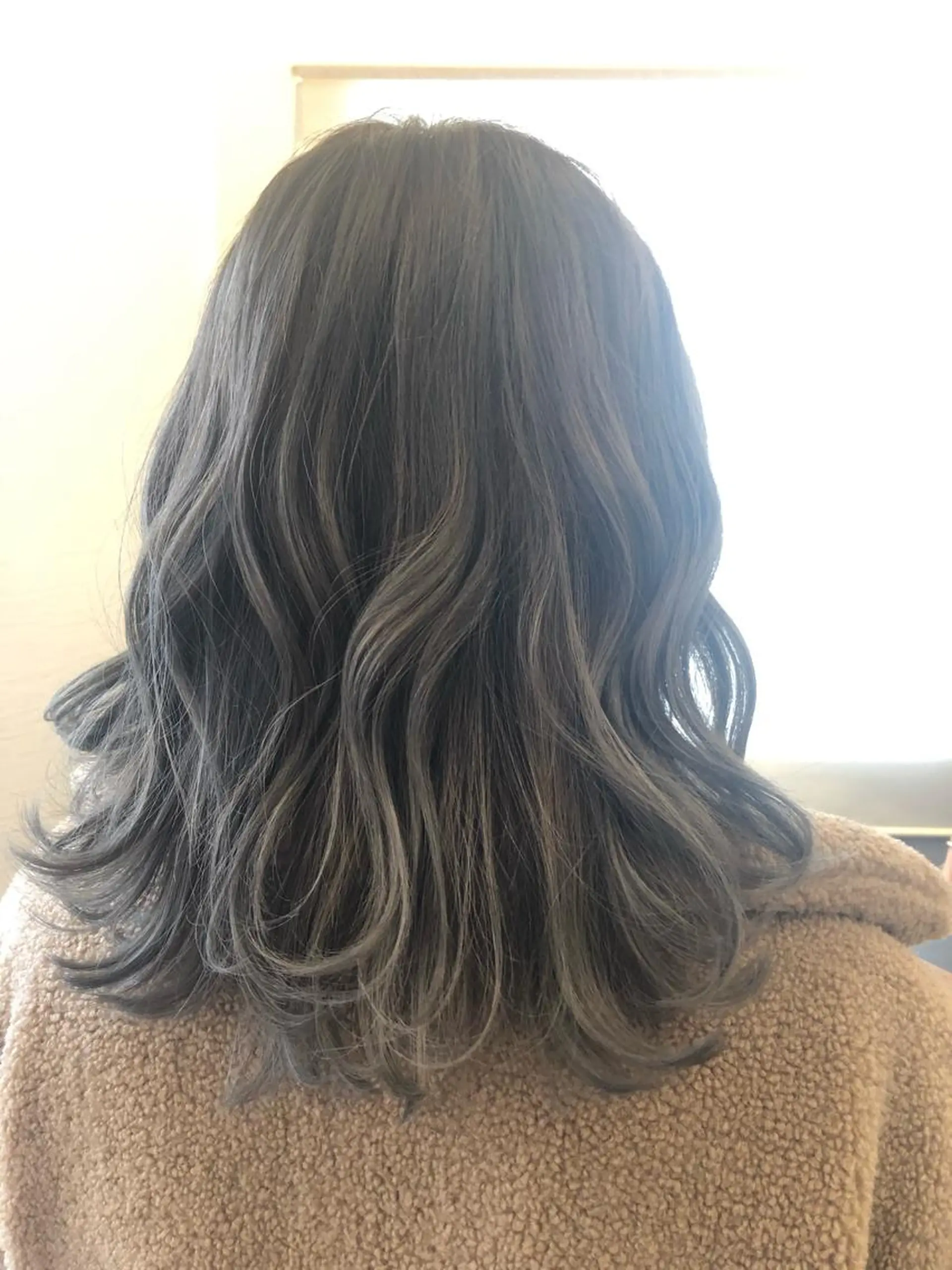 ミディアム ヘアカラー トリートメント 皆巳 達郎のヘアスタイル