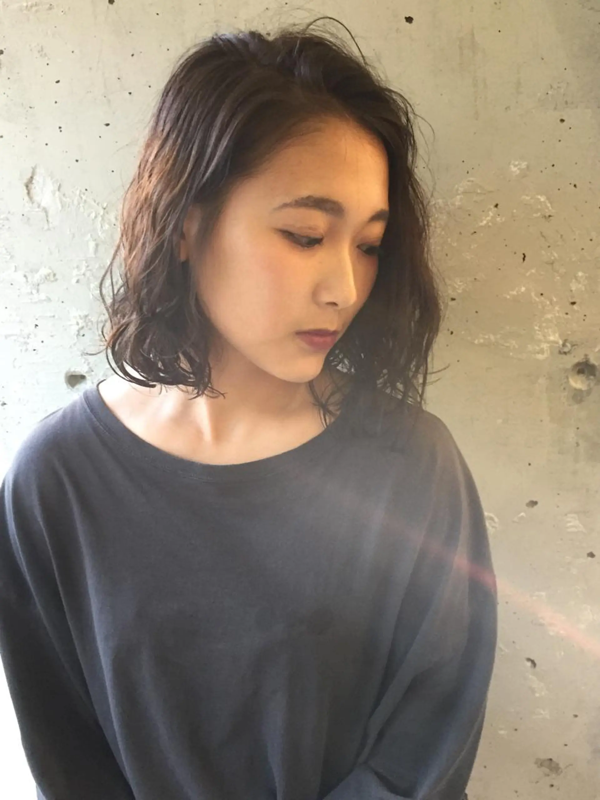 ミディアム カット パーマ 稲田 結衣夏のヘアスタイル