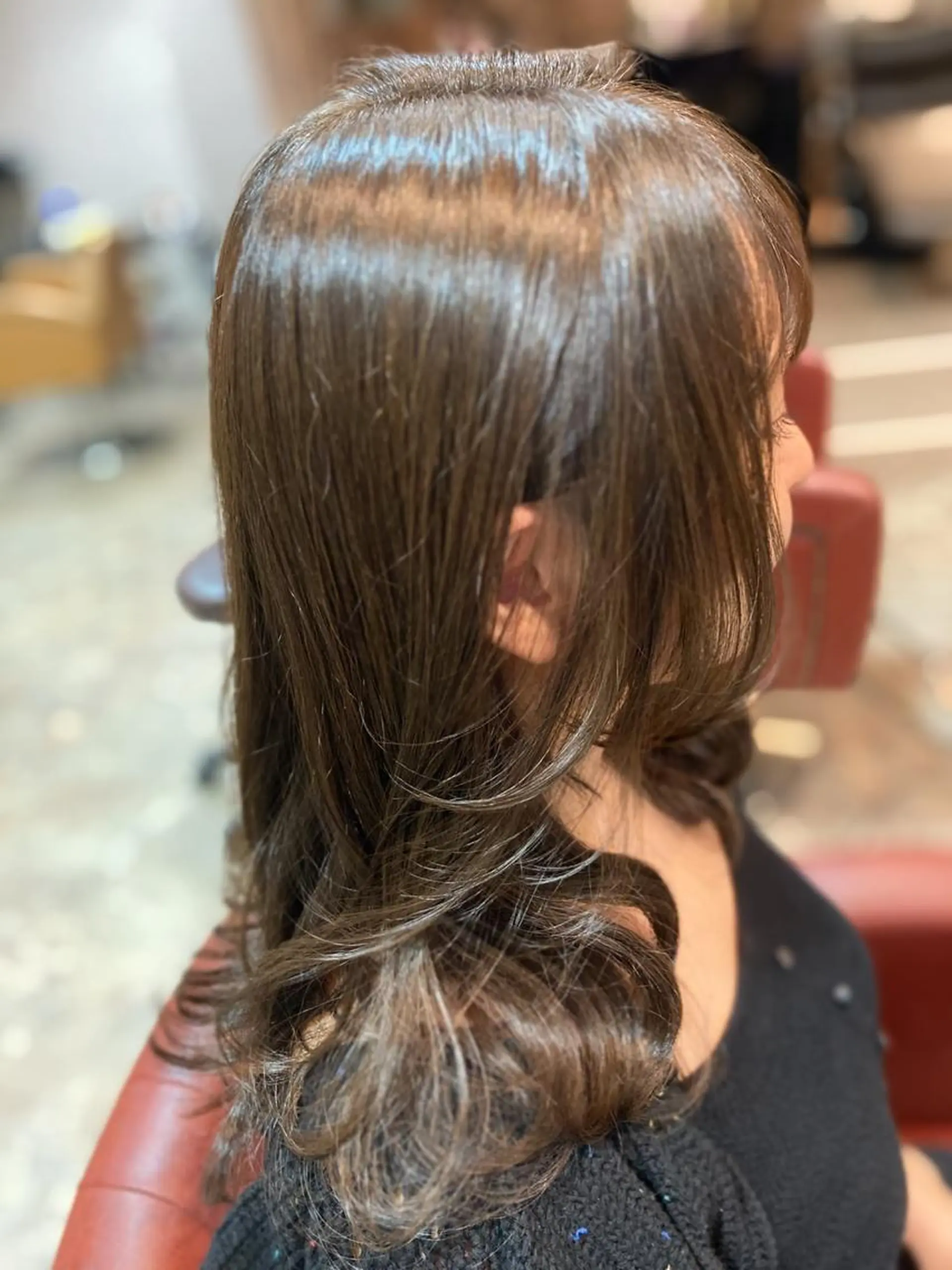 セミロング カラー ERIKO Tのヘアスタイル