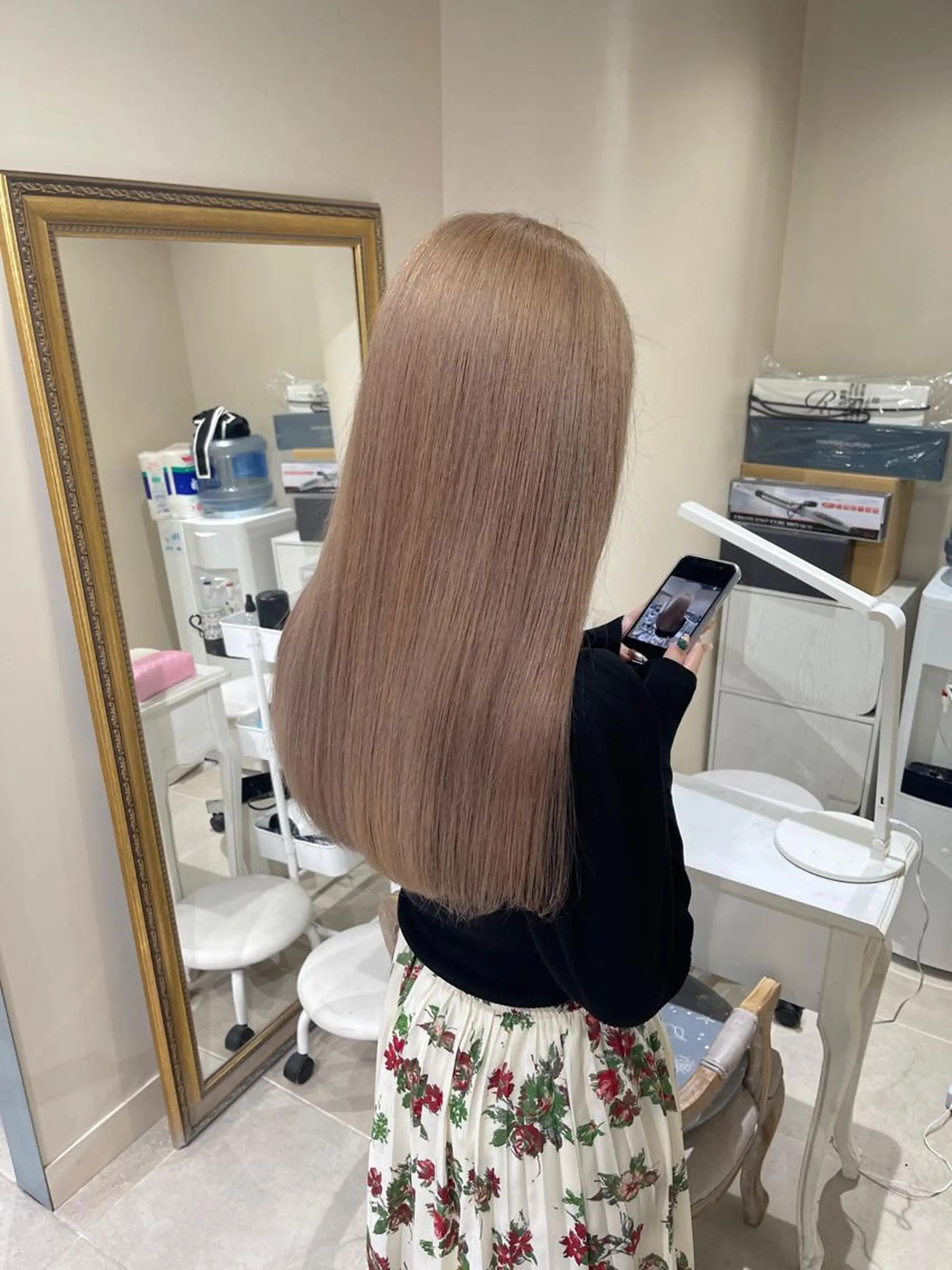 ロング カラー シールエクステ ブリーチ ケアブリーチ デザインカラー ハイトーンカラー ヘアカラー 渋谷🤍ブリーチの神 🤍Yudaiのヘアスタイル