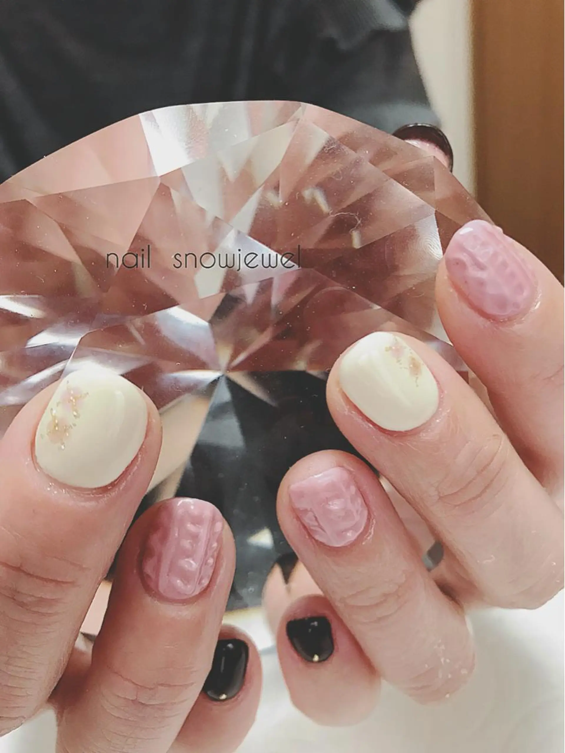 ネイル バレンタイン nail snowjewelのネイルデザイン