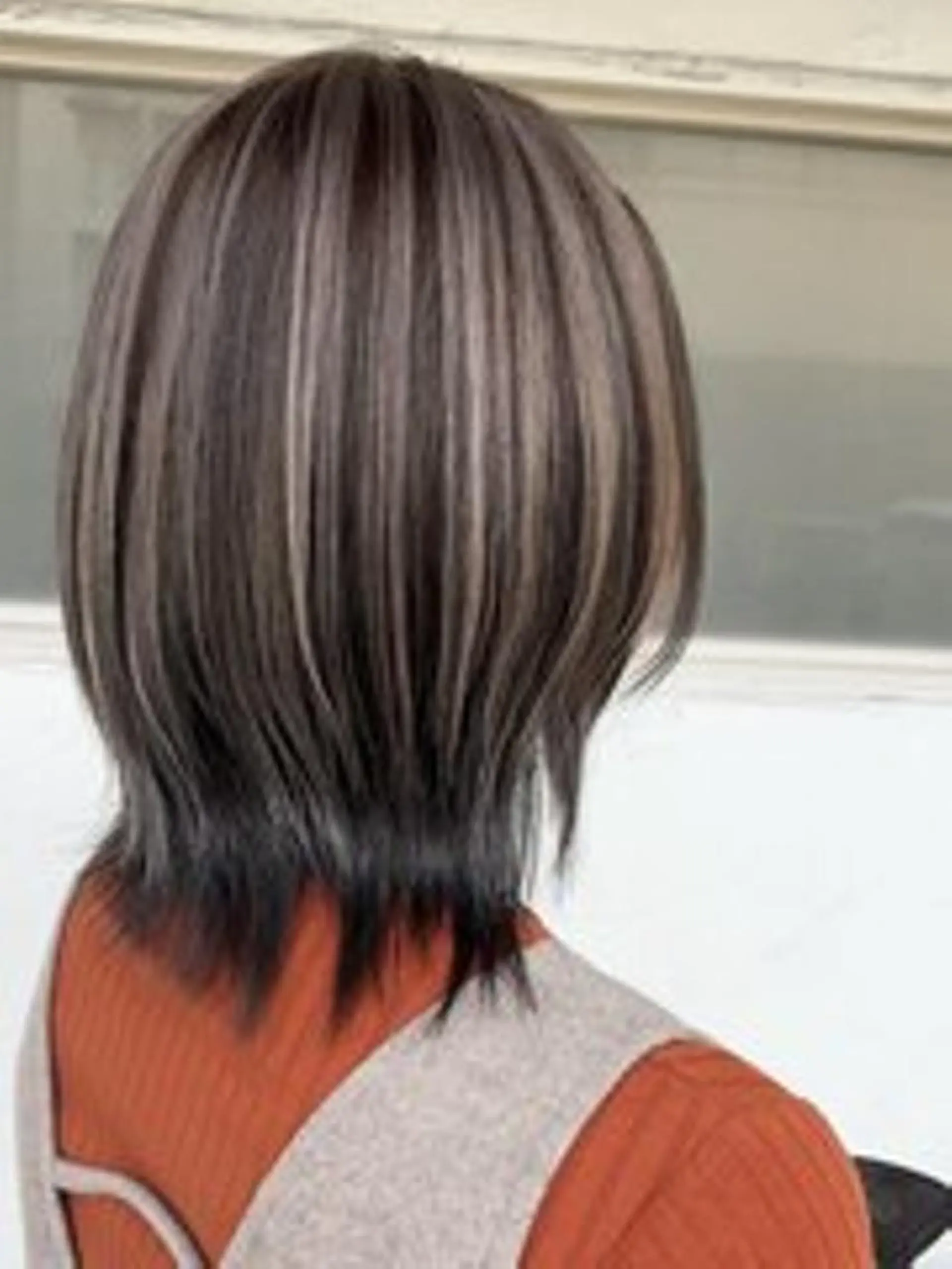 ミディアム 正分 真美のヘアスタイル