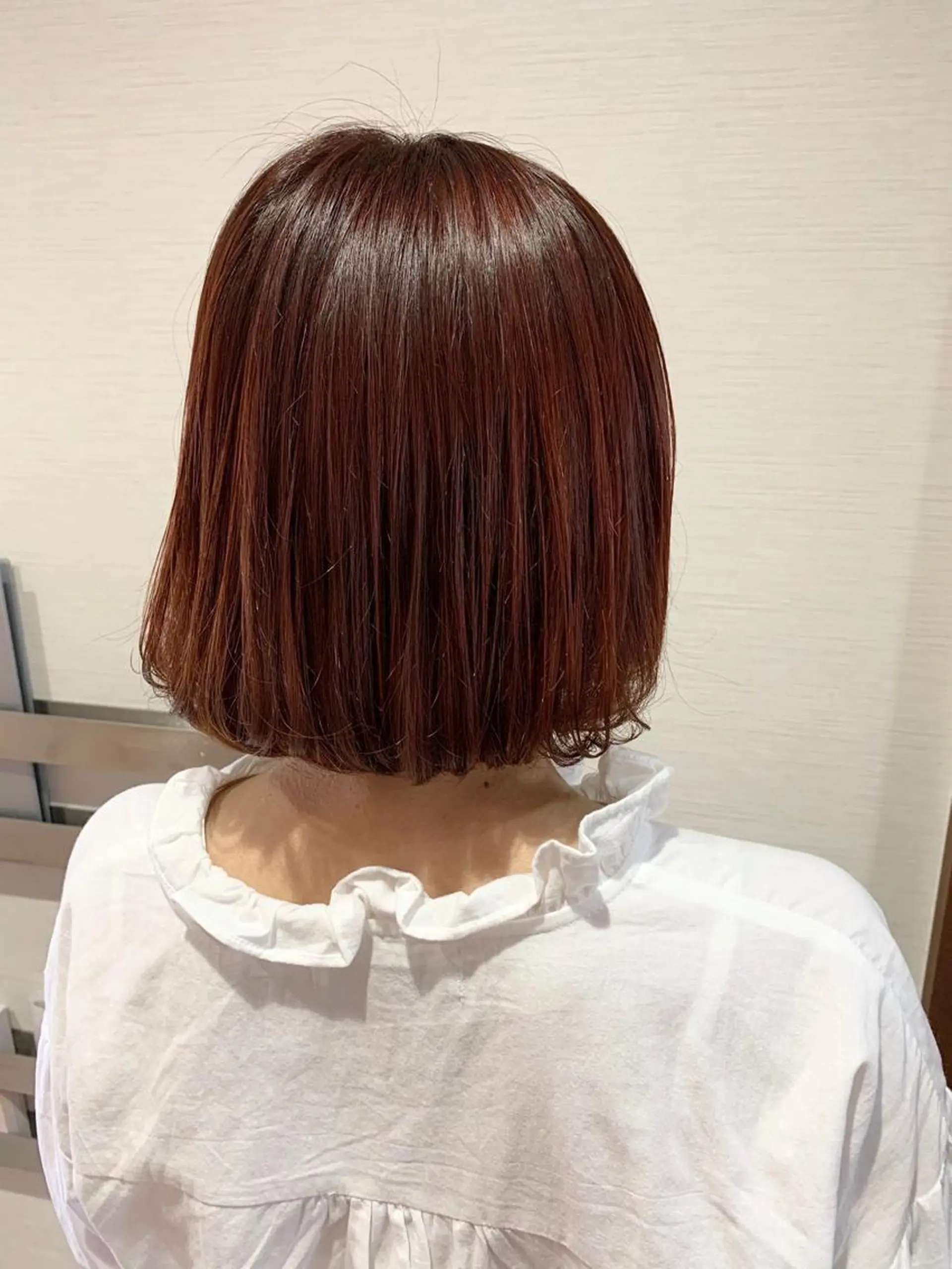 ショート カラー 蓮見  友里のヘアスタイル