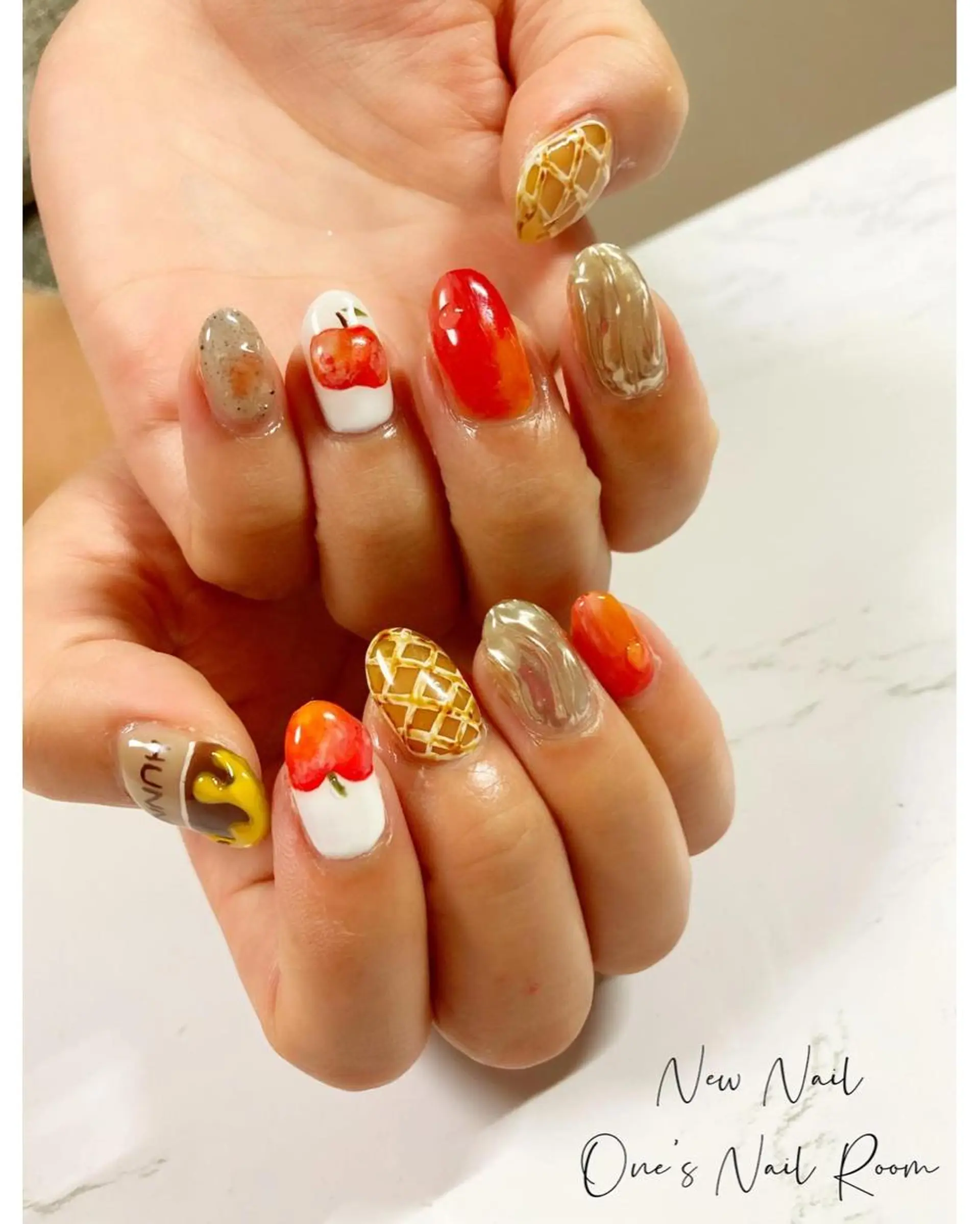 ネイル ハンドネイル One's Nail Roomのネイルデザイン