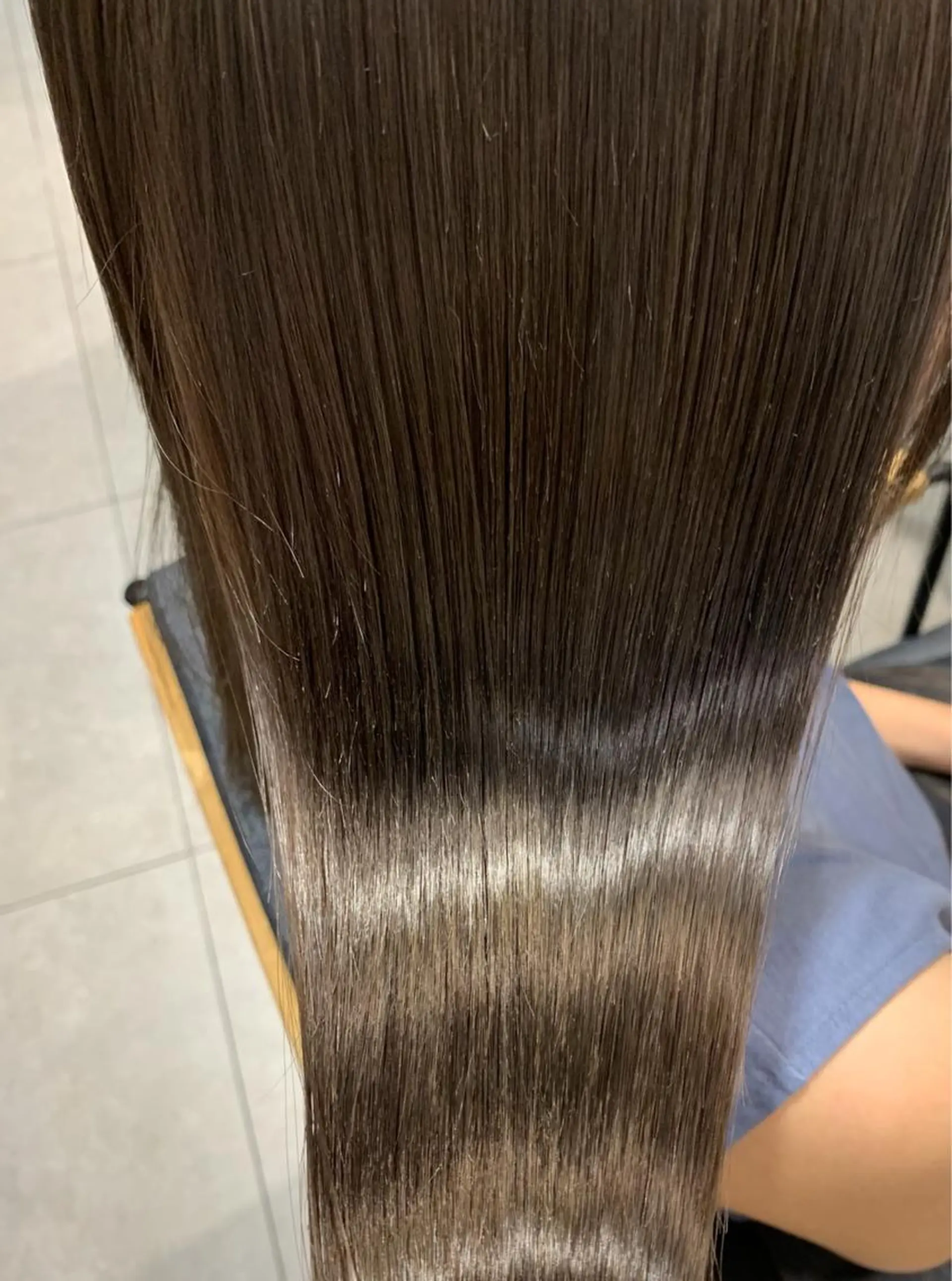 ミディアム カラー ブリーチ トリートメント カット ヘアカラー トリートメント 山下 千明のヘアスタイル
