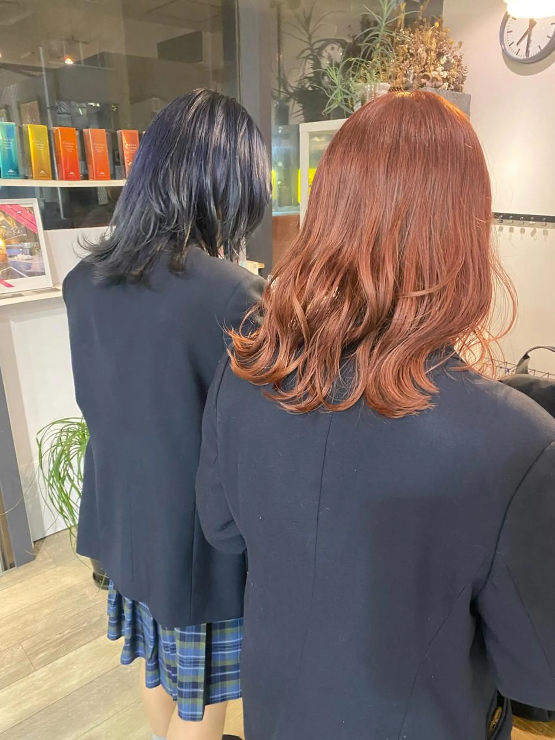 ミディアム 小林 朋花のヘアスタイル