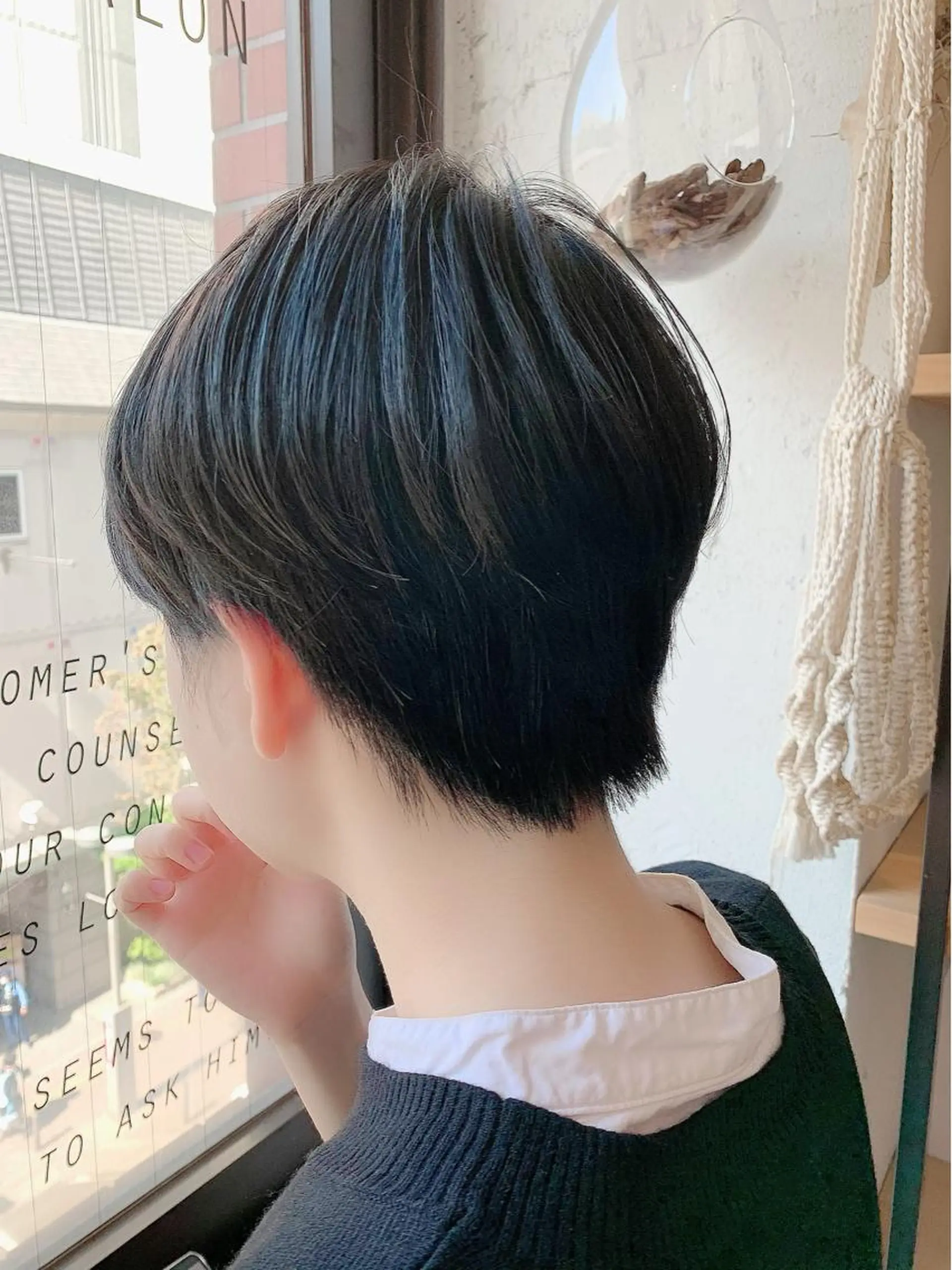 ショート カラー 黒髪 ブルーカラー ブルーブラック ショートヘア カット ヘアカラー 💛丁寧さNo.🥇 🧸片山智裕💛のヘアスタイル