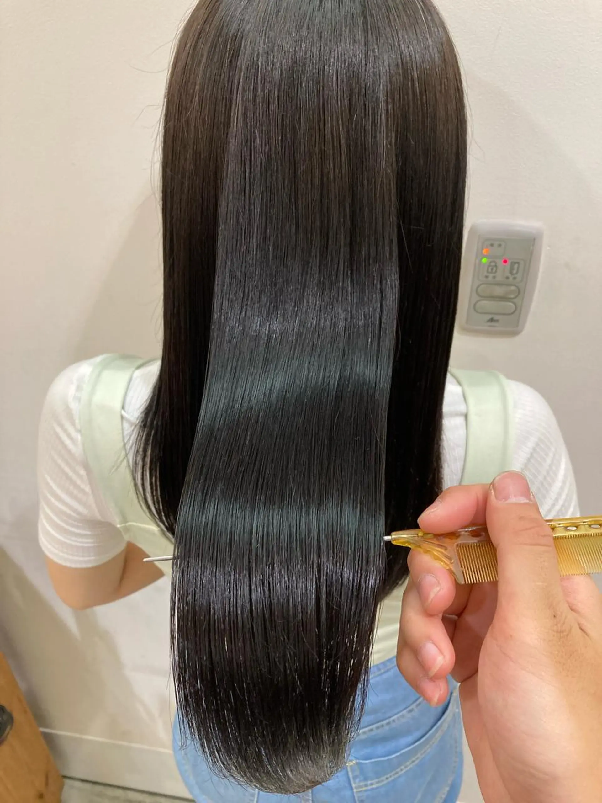 縮毛矯正の達人呉 大和のヘアスタイル