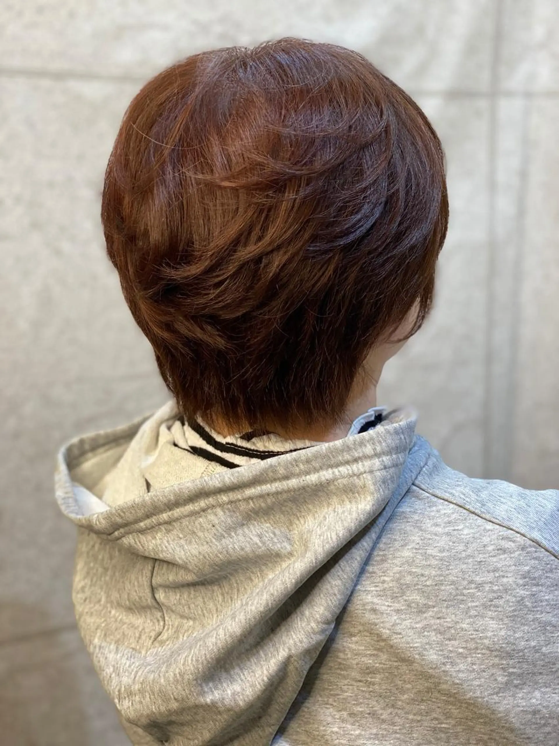 ショート カット ヘアカラー 長濱 俊のヘアスタイル