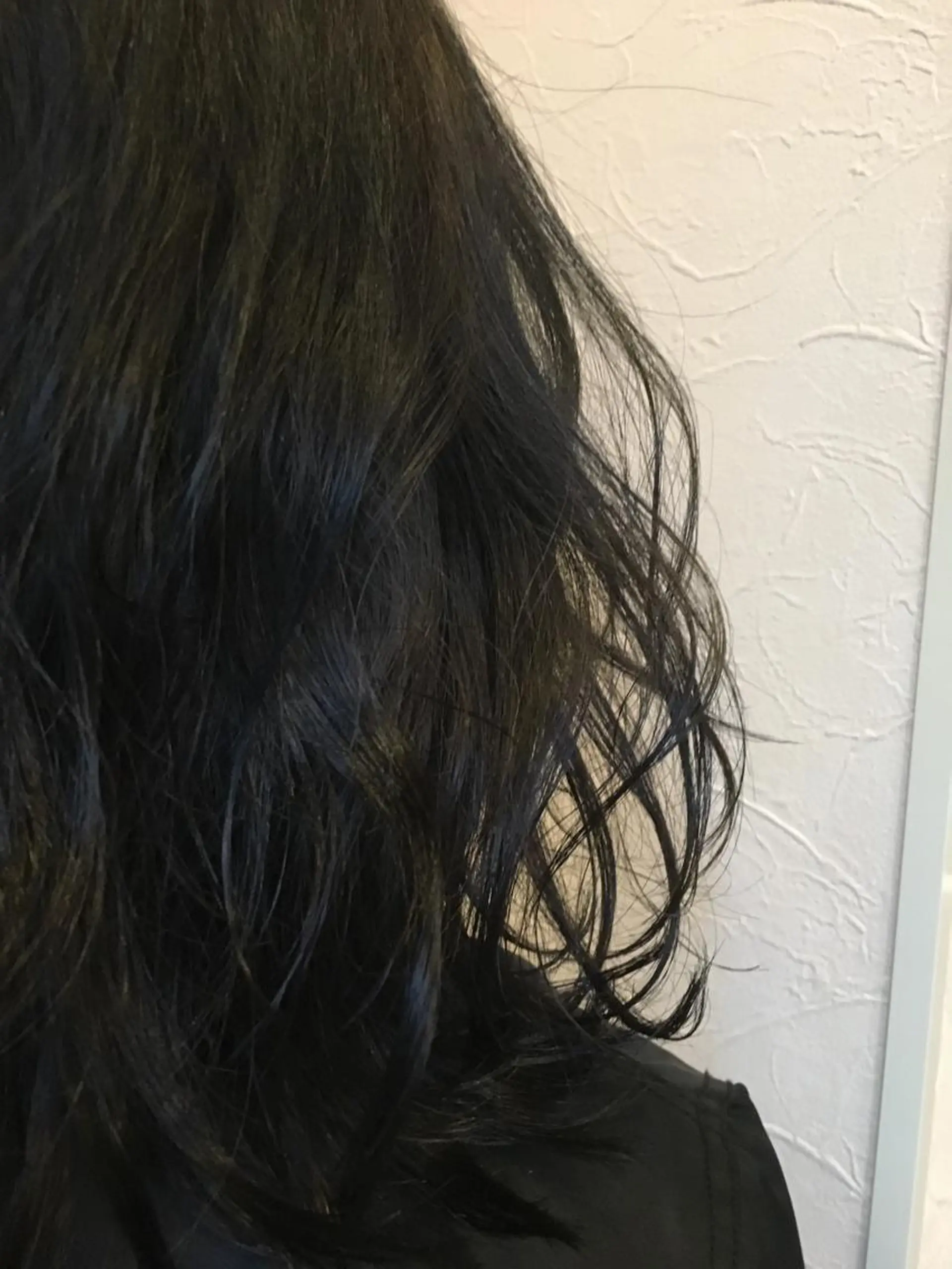 ミディアム カラー パーマ ヘアアレンジ IVY villa Suzu.のヘアスタイル