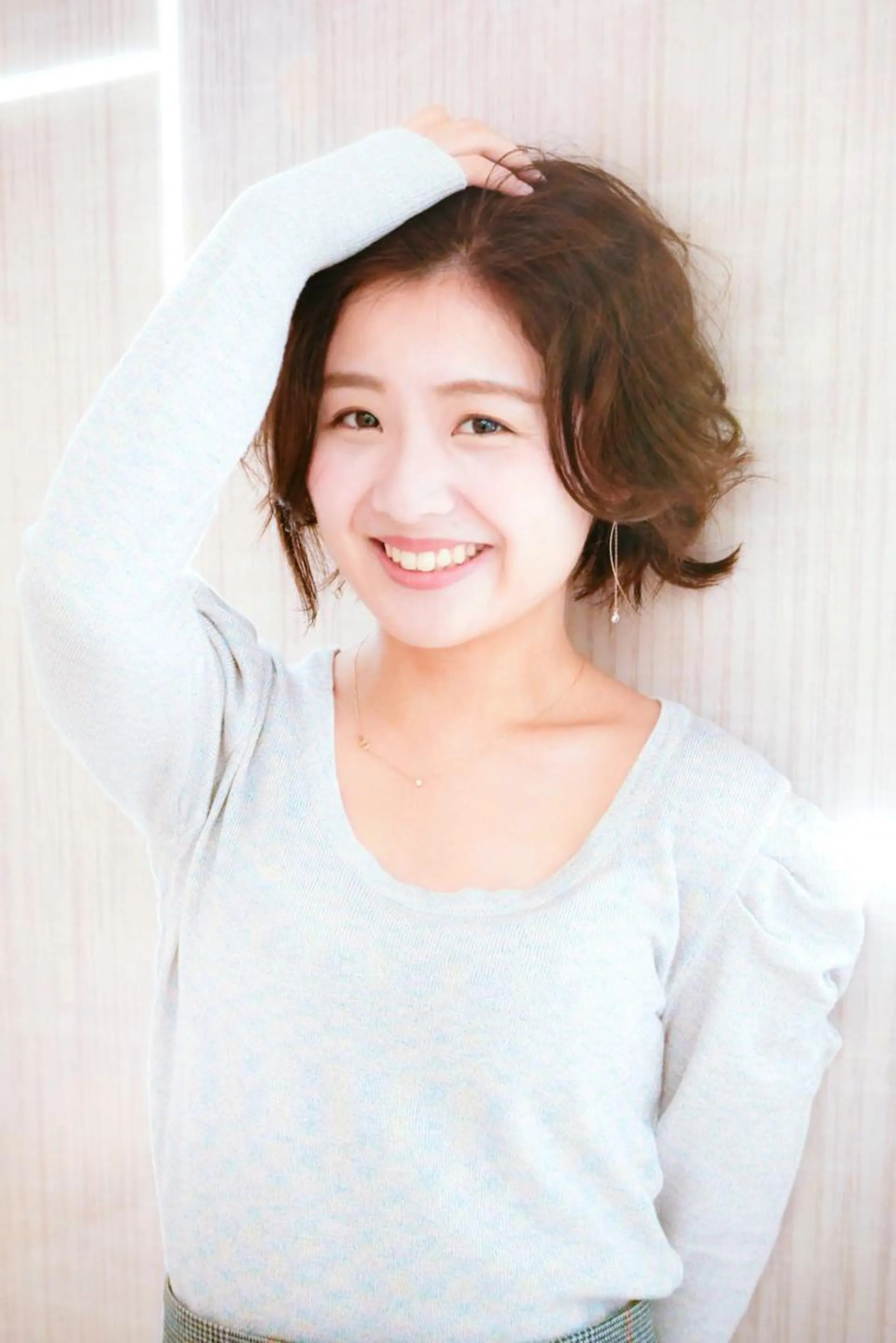 ショート 能登谷 きよのヘアスタイル