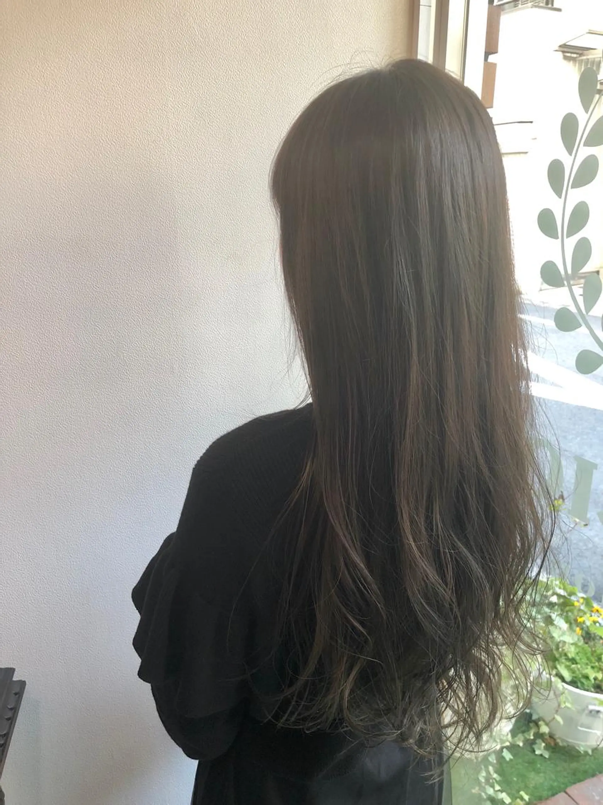 ロング カット ヘアカラー トリートメント ＨＩ ROのヘアスタイル