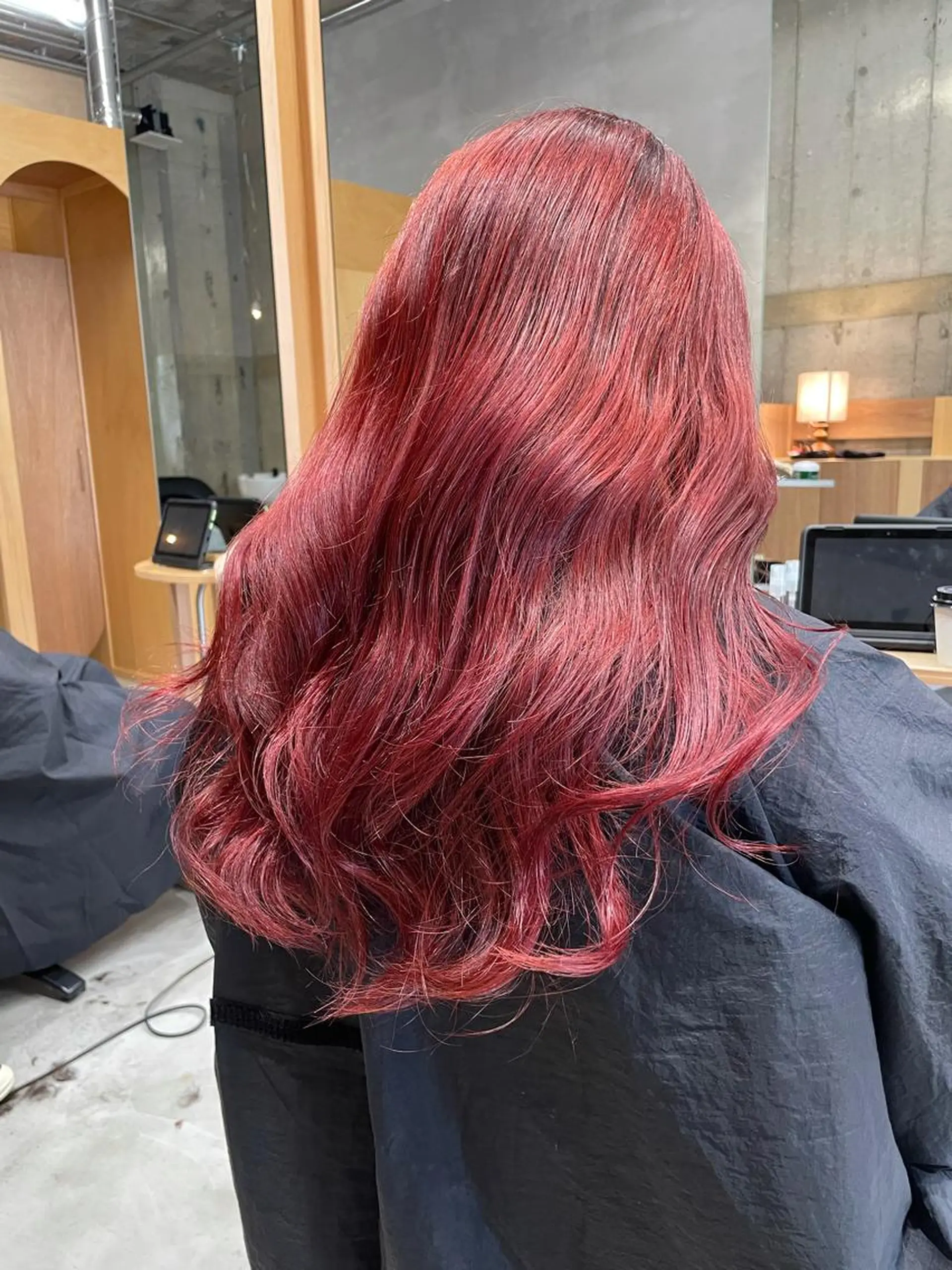 カラー wewe: momoeのヘアスタイル