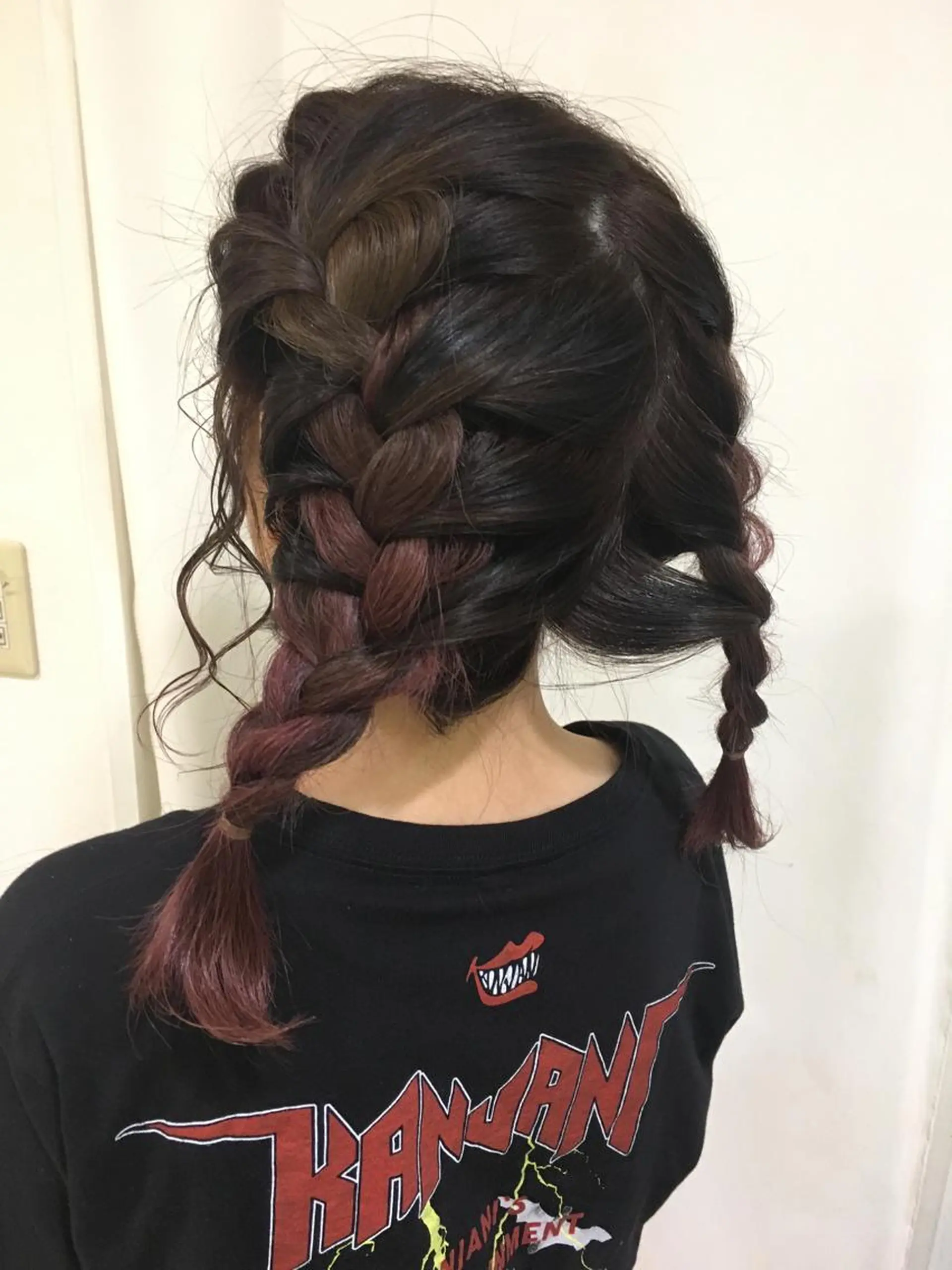 ミディアム カラー ヘアアレンジ ツインテール きむえり/髪質改善 /うねり広がり改善のヘアスタイル