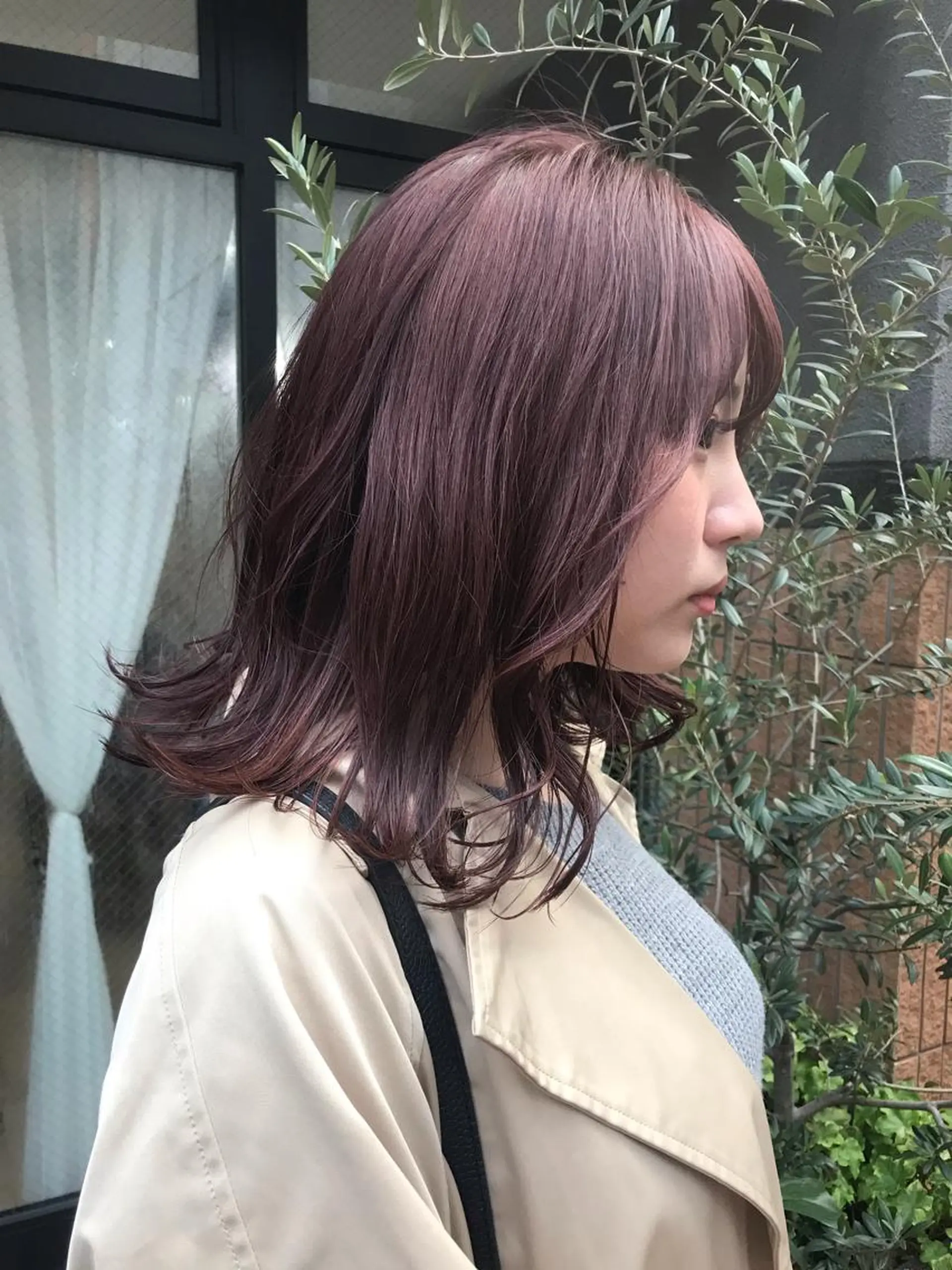 セミロング カラー ヘアカラー トリートメント salowin梅田所属・レイヤー/顔周り /AKARIのヘアスタイル