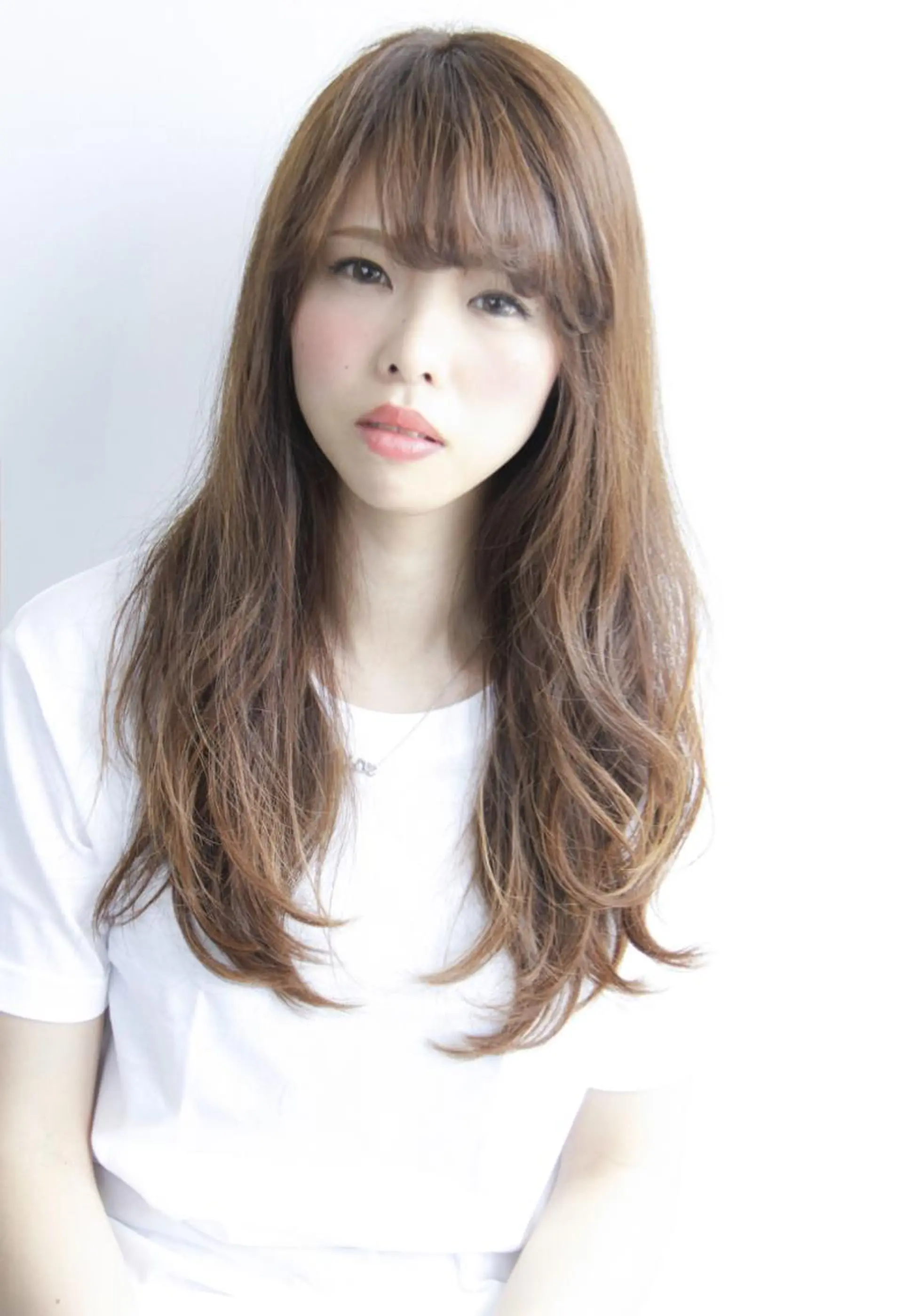 ロング YOKOI SHINJIのヘアスタイル