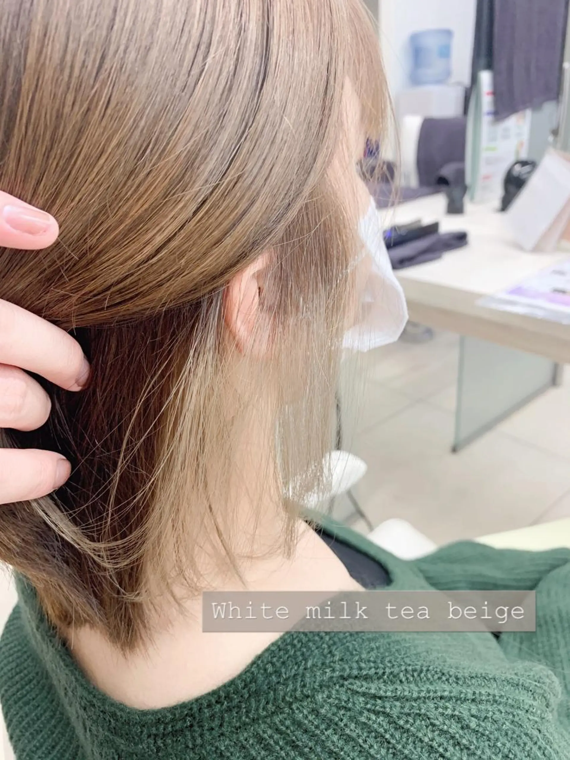 ミディアム カラー ベージュカラー ブリーチ ブラウンカラー ブラウンベージュ イヤリングカラー ヘアカラー ✂︎レディース のメンズカット屋さんのヘアスタイル
