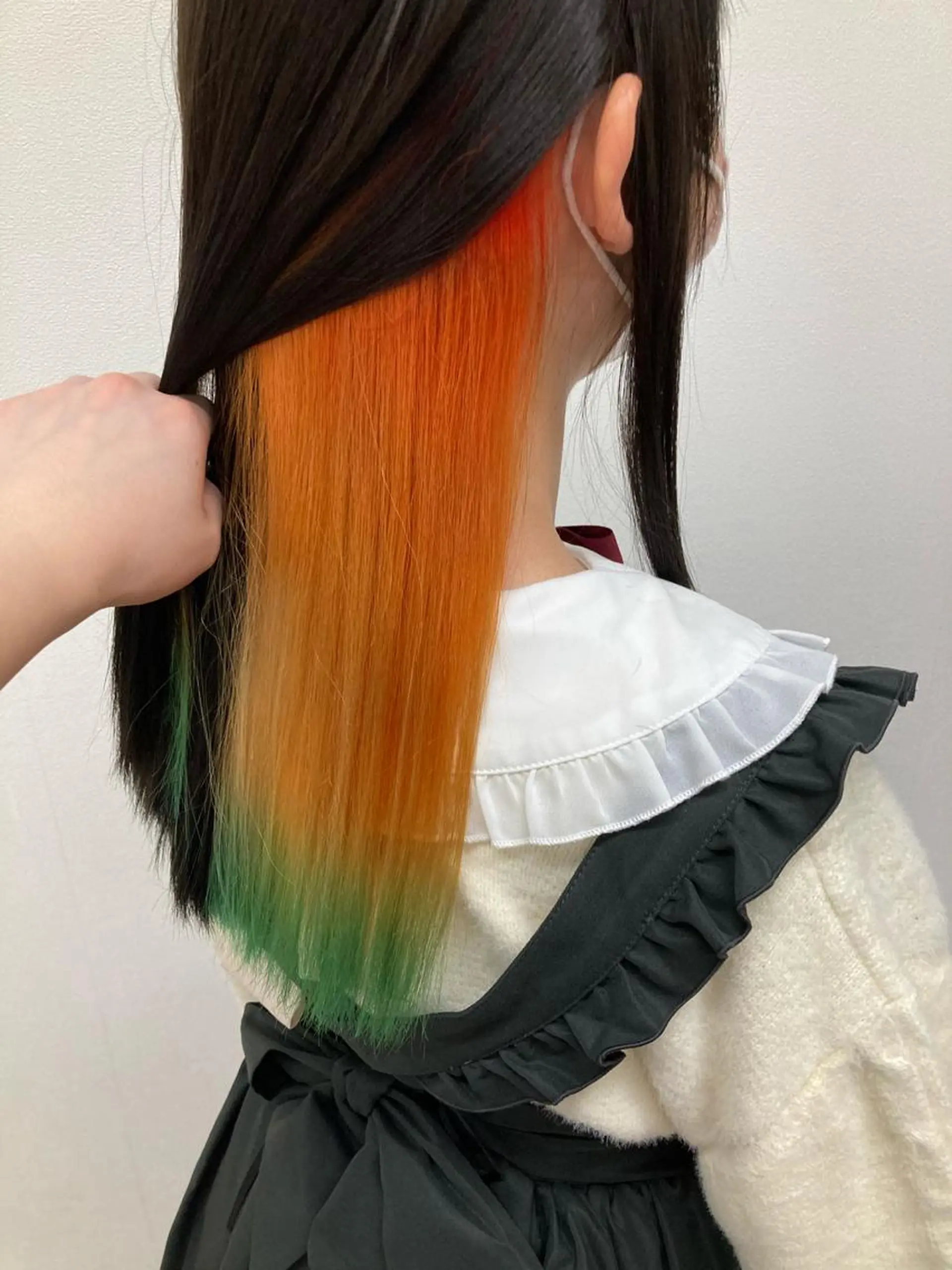 ミディアム カラー グラデーションカラー インナーカラー ヘアカラー 髪質改善/痛ませ ないカラー/西村航大のヘアスタイル