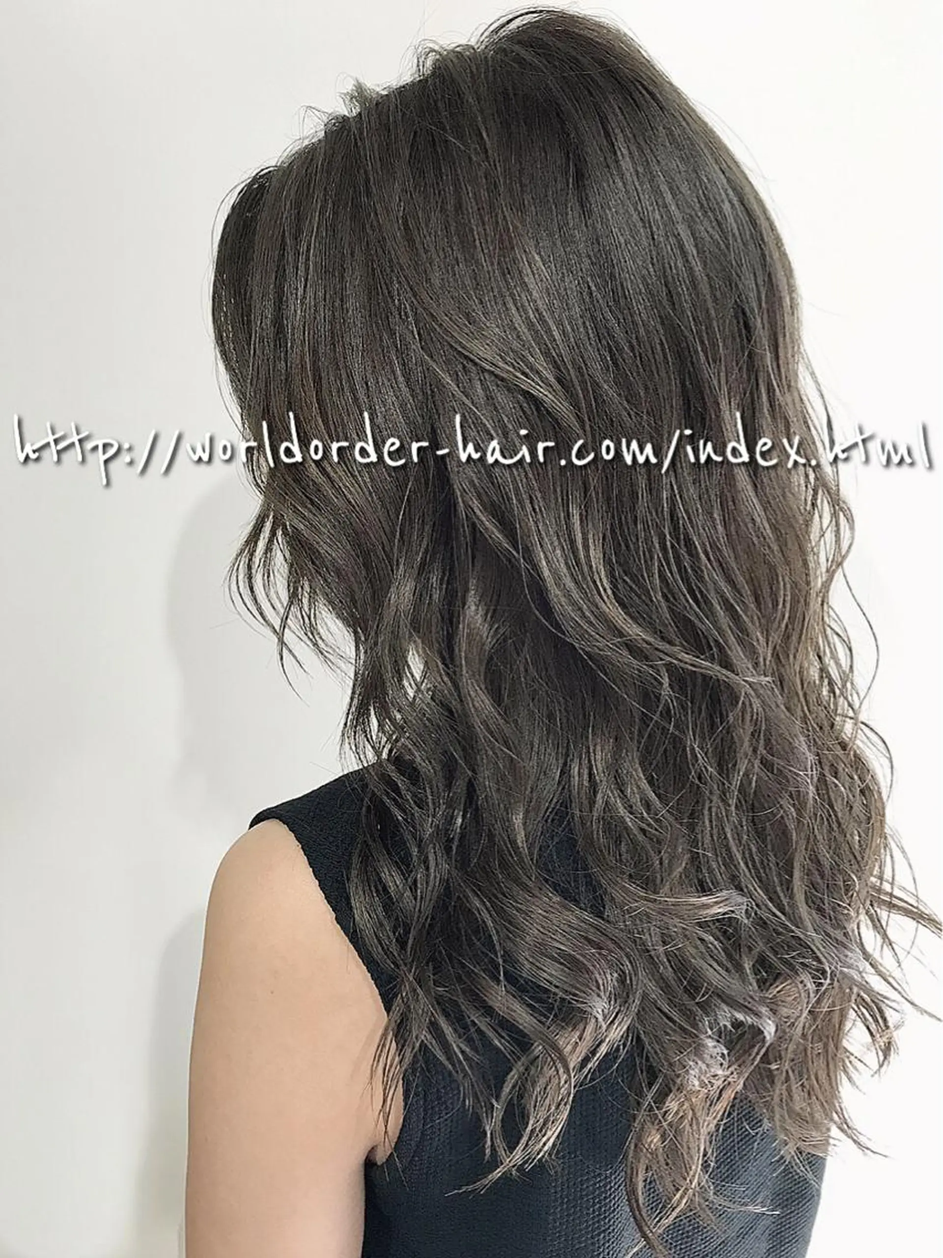 セミロング カラー ハイライトカラー イルミナカラー ハイライト カット ヘアカラー イメチェン☆丁寧接客 田中 優貴のヘアスタイル