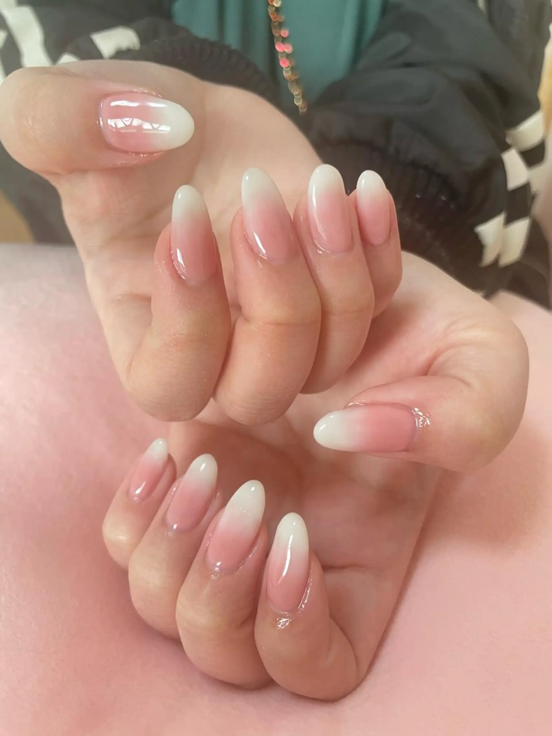 ネイル ハンドネイル フットネイル nailsalon momoのネイルデザイン