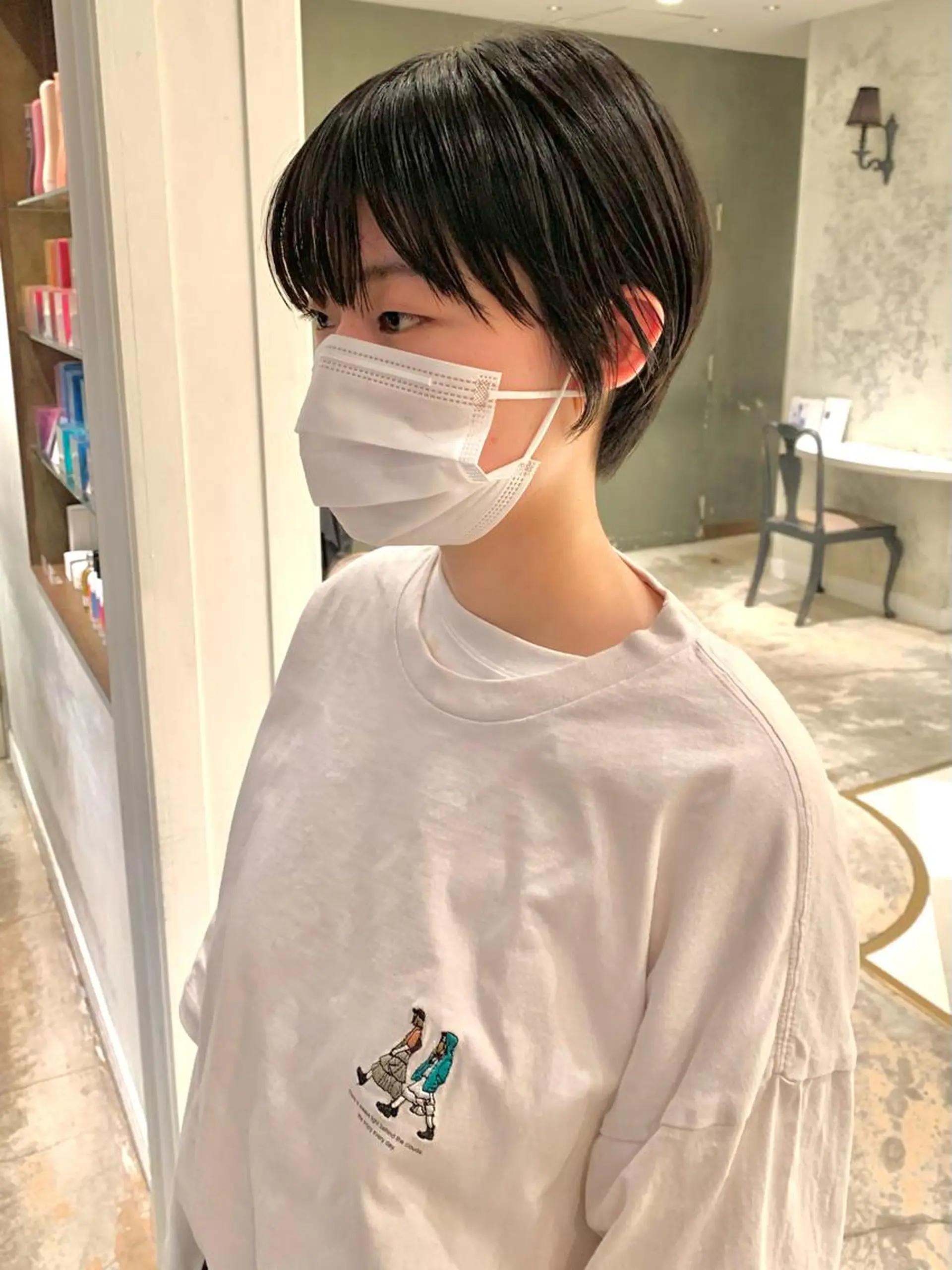 ショート ヘアカラー トリートメント SAKINO. ベージュカラーのヘアスタイル