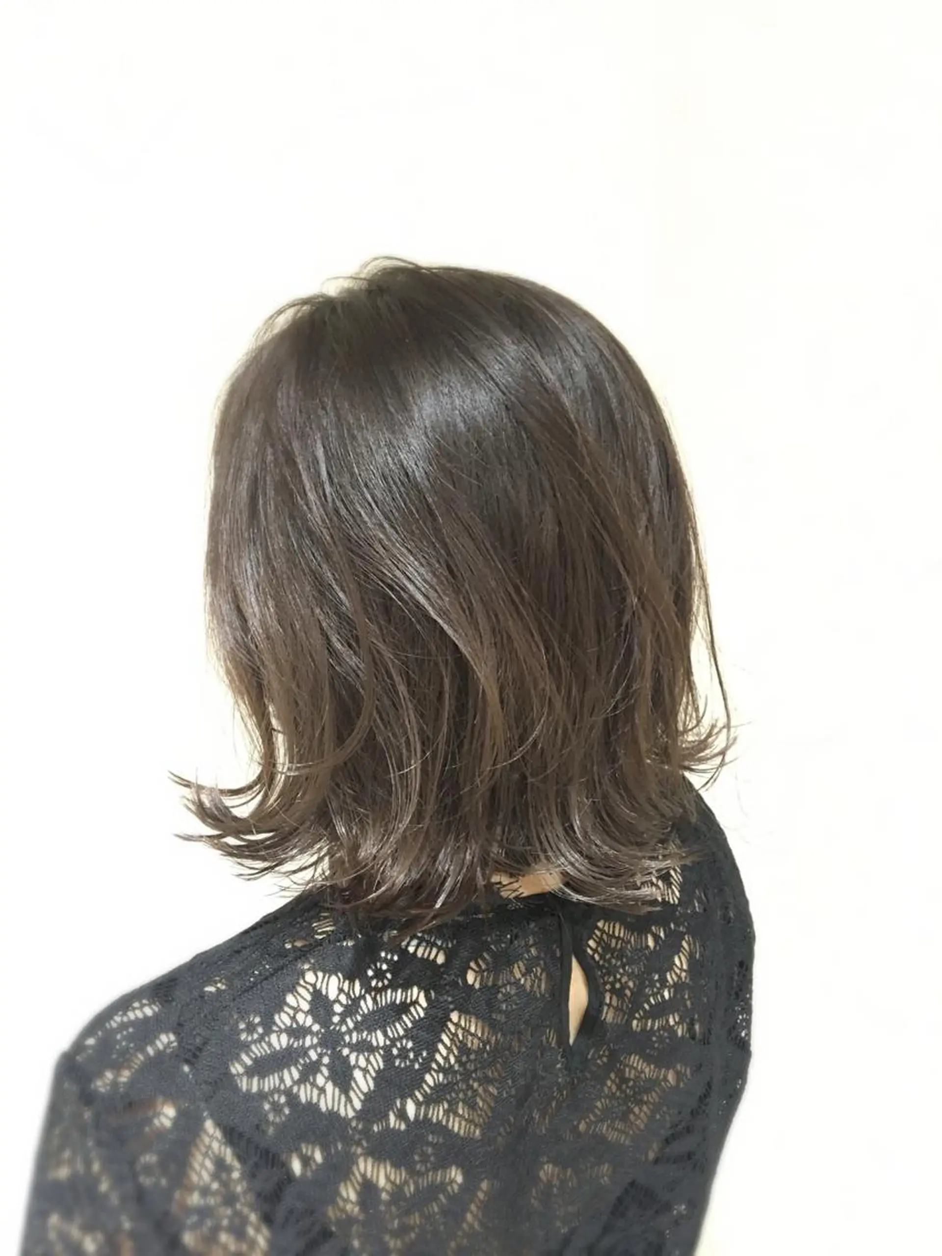 ミディアム カラー グレージュ ボブ カット ヘアカラー タワラ　ソウタ Directorのヘアスタイル