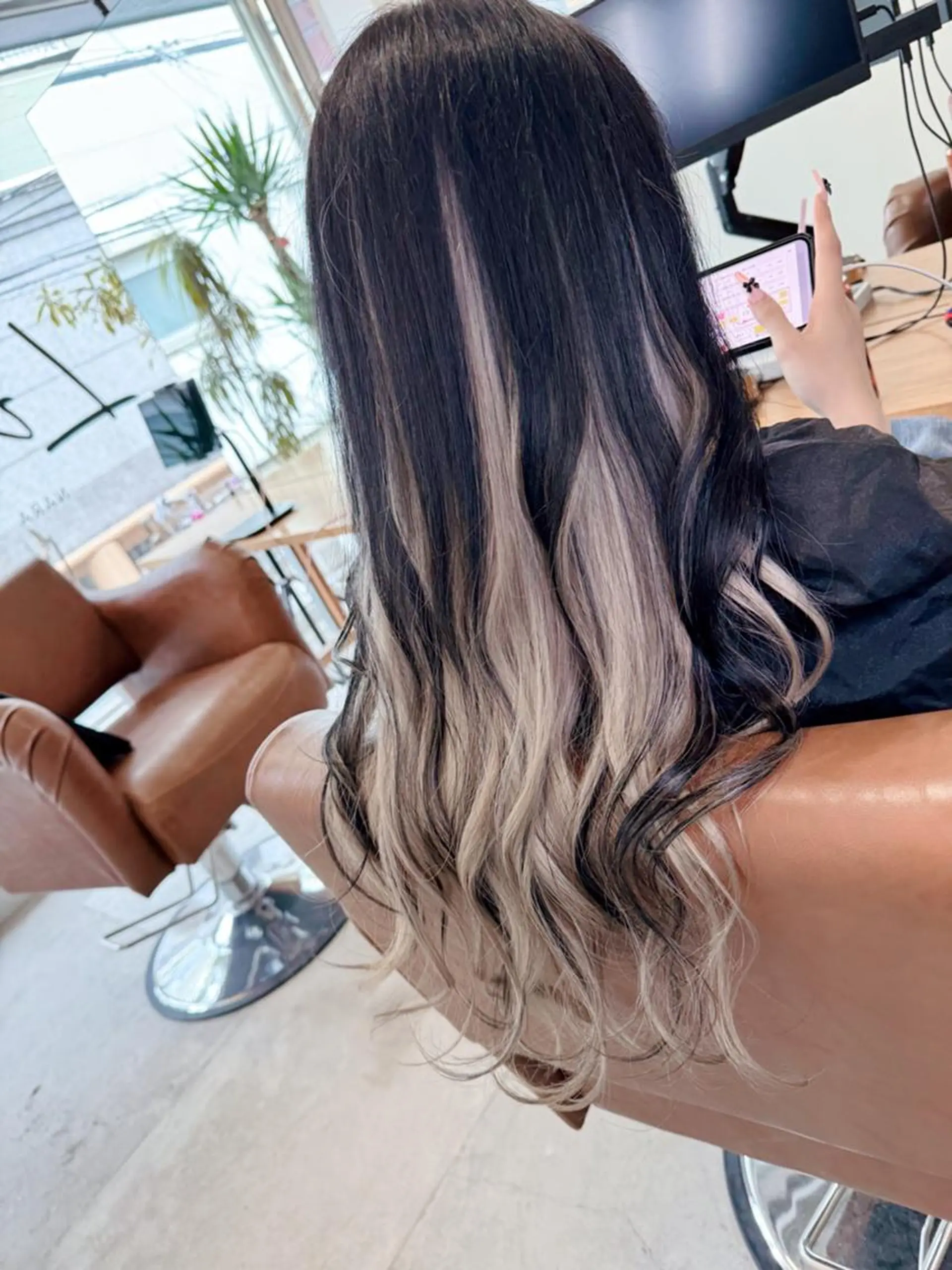 セミロング 髪質改善カラー特化 ルイス奈良のヘアスタイル