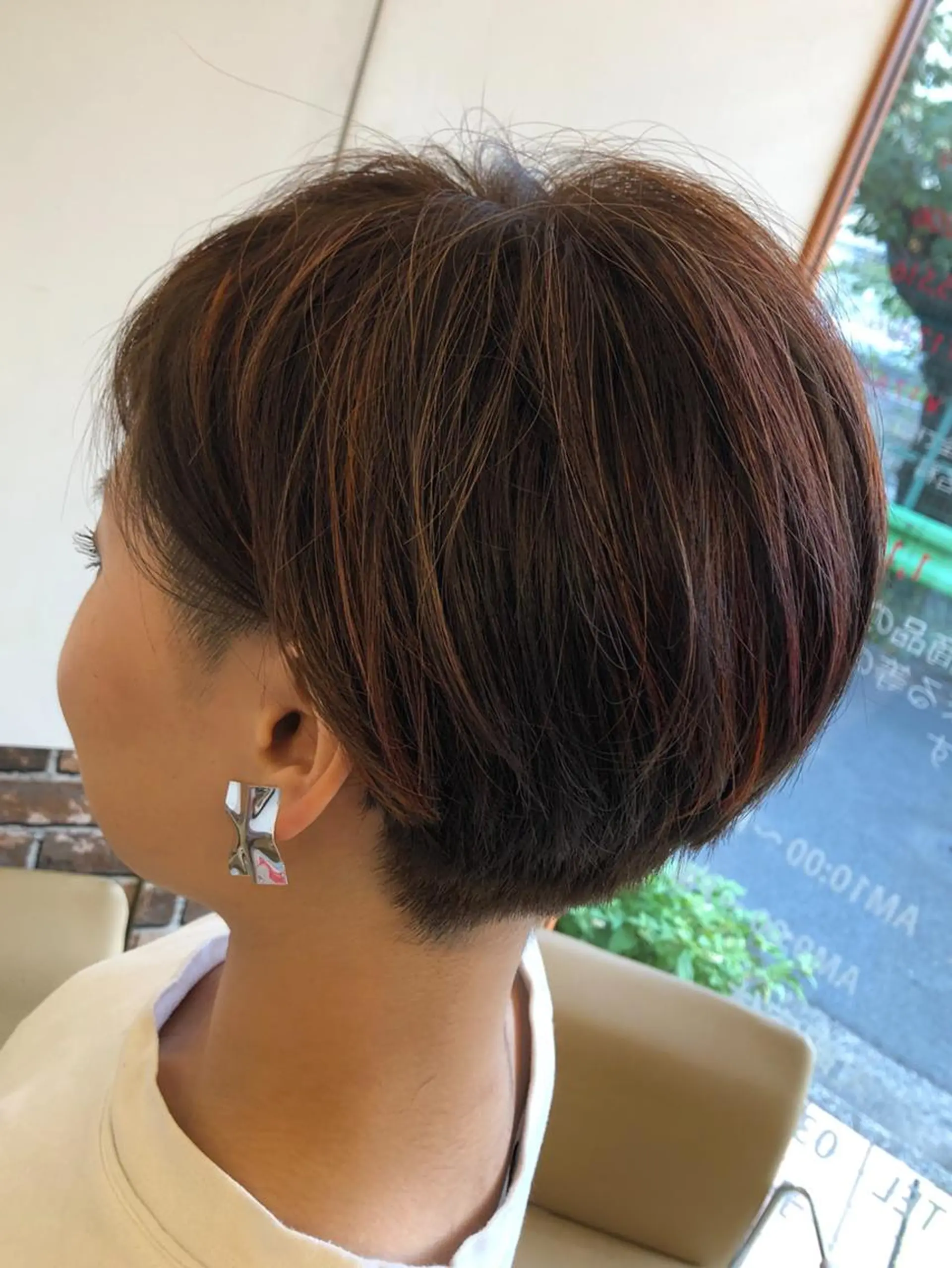 ショート カラー ショートボブ ベージュカラー デザインカラー ハイライトカラー オレンジ 🟦西荻窪メンズ特化 美容師🟦Yu-Jiのヘアスタイル