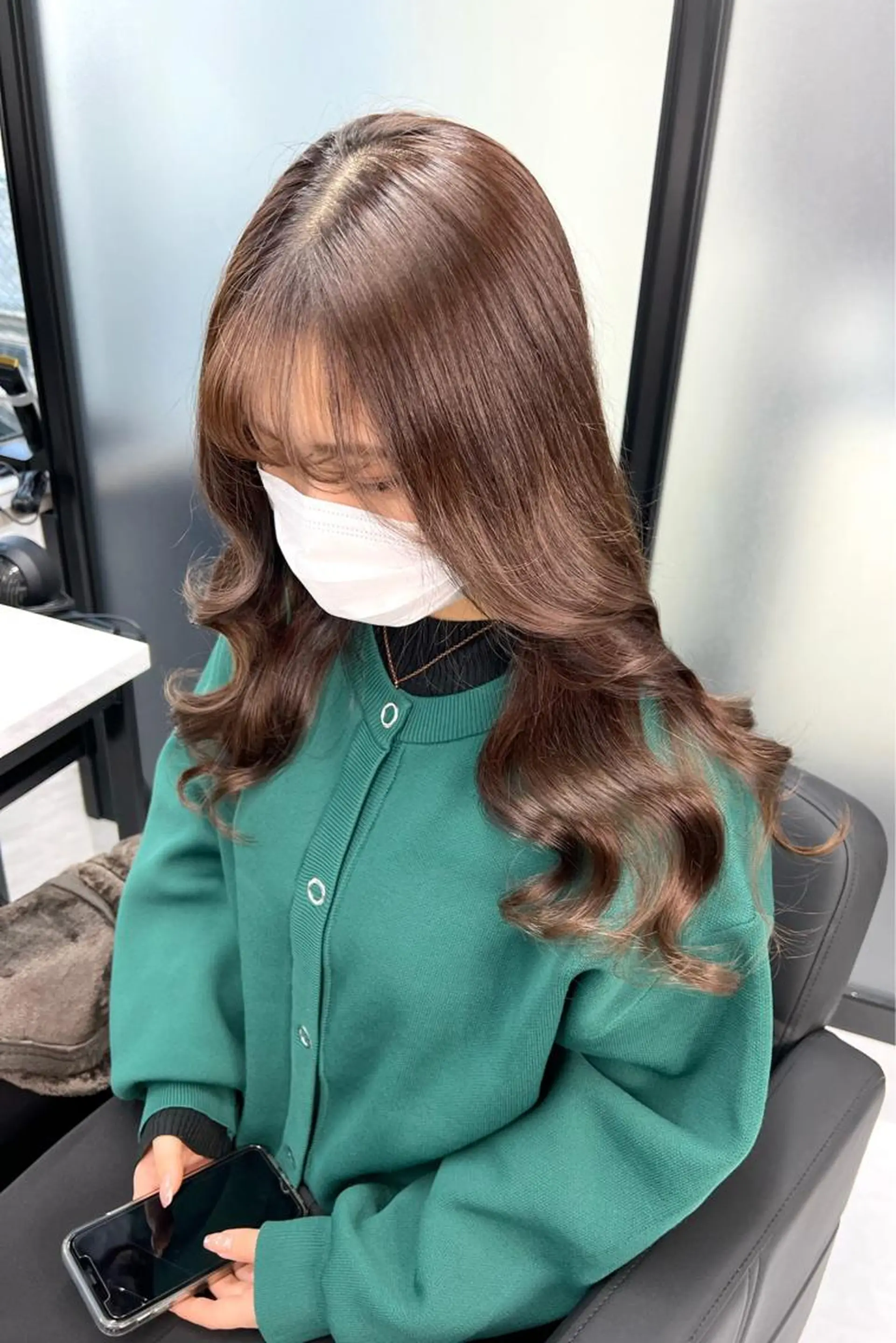 ロング カラー シールエクステ ハイトーンカラー エクステ ヘアカラー トリートメント シールエクステ特化 ハイトーン、NANAのヘアスタイル