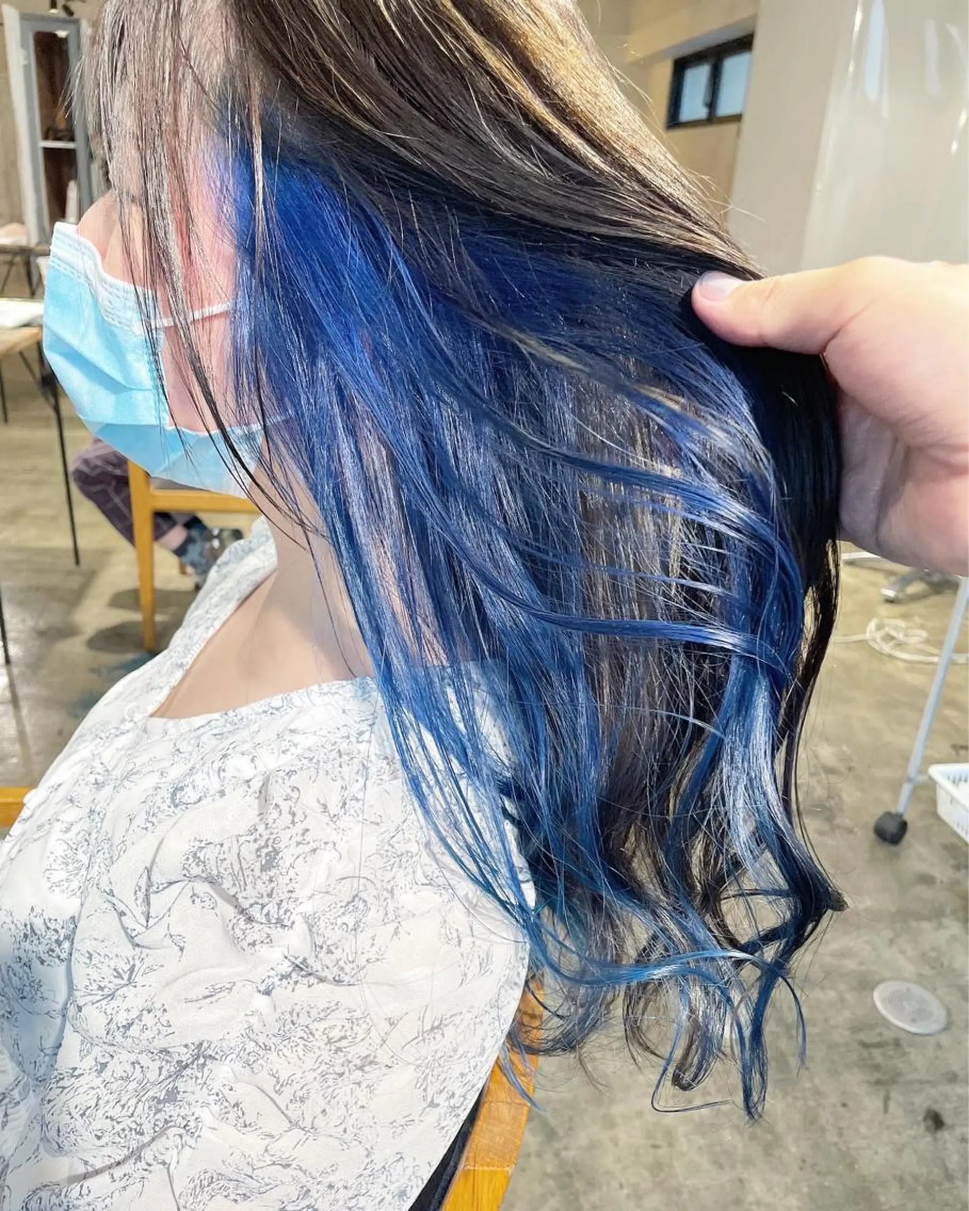 ロング カラー インナーカラー ネイビーカラー ヘアカラー トリートメント ハイトーン/レイヤー /ケアブリーチ石川治のヘアスタイル