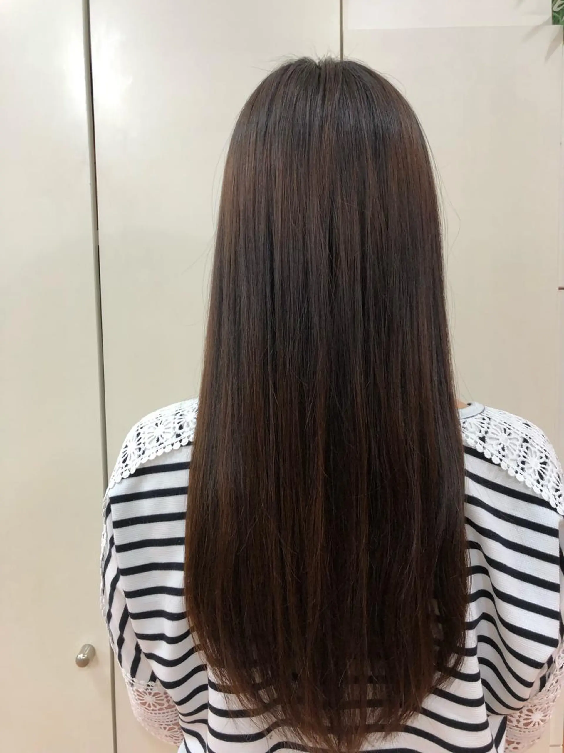 ロング カット 縮毛矯正 韓国風カット osugiのヘアスタイル