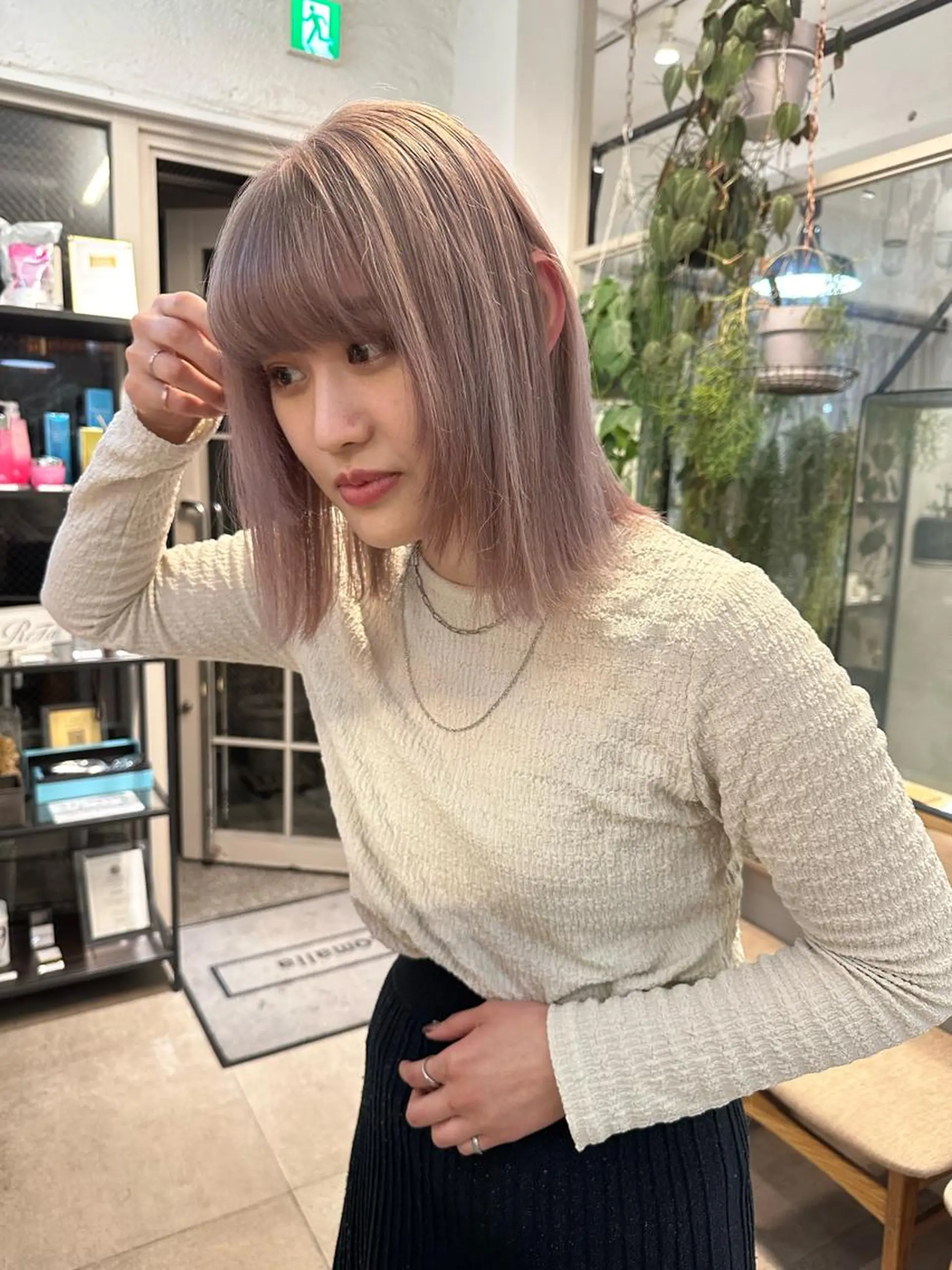 ミディアム カラー ヘアカラー トリートメント REINA☁️透明感 カラー/ぷつっと♡のヘアスタイル