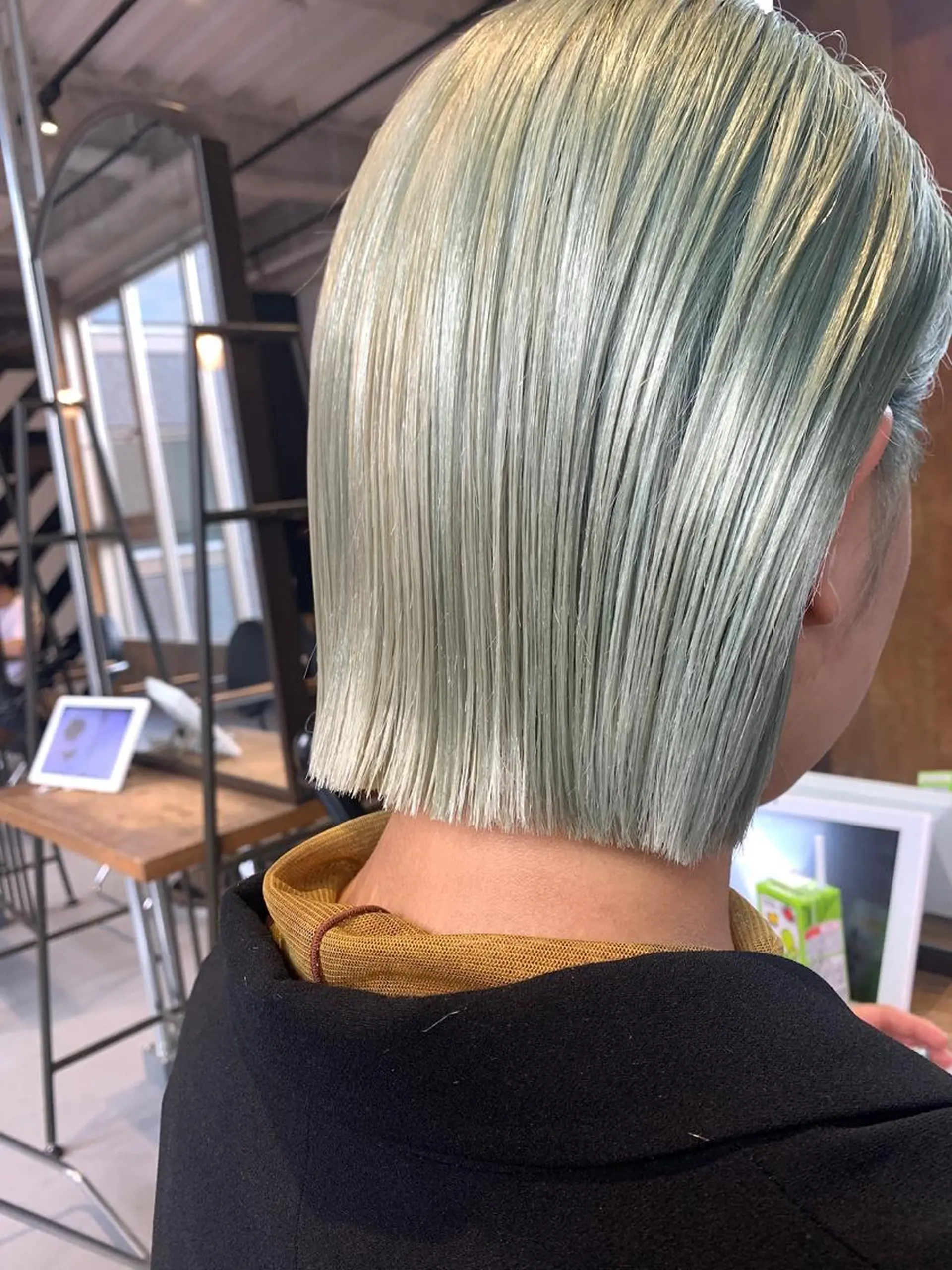 ショート カット ヘアカラー 福田 美波のヘアスタイル