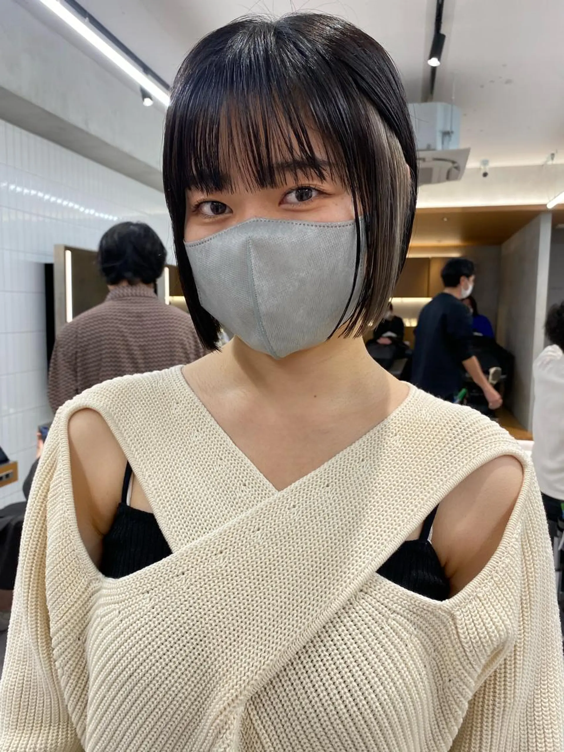 ショート カラー センターパート/ 暖色カラーayuのヘアスタイル