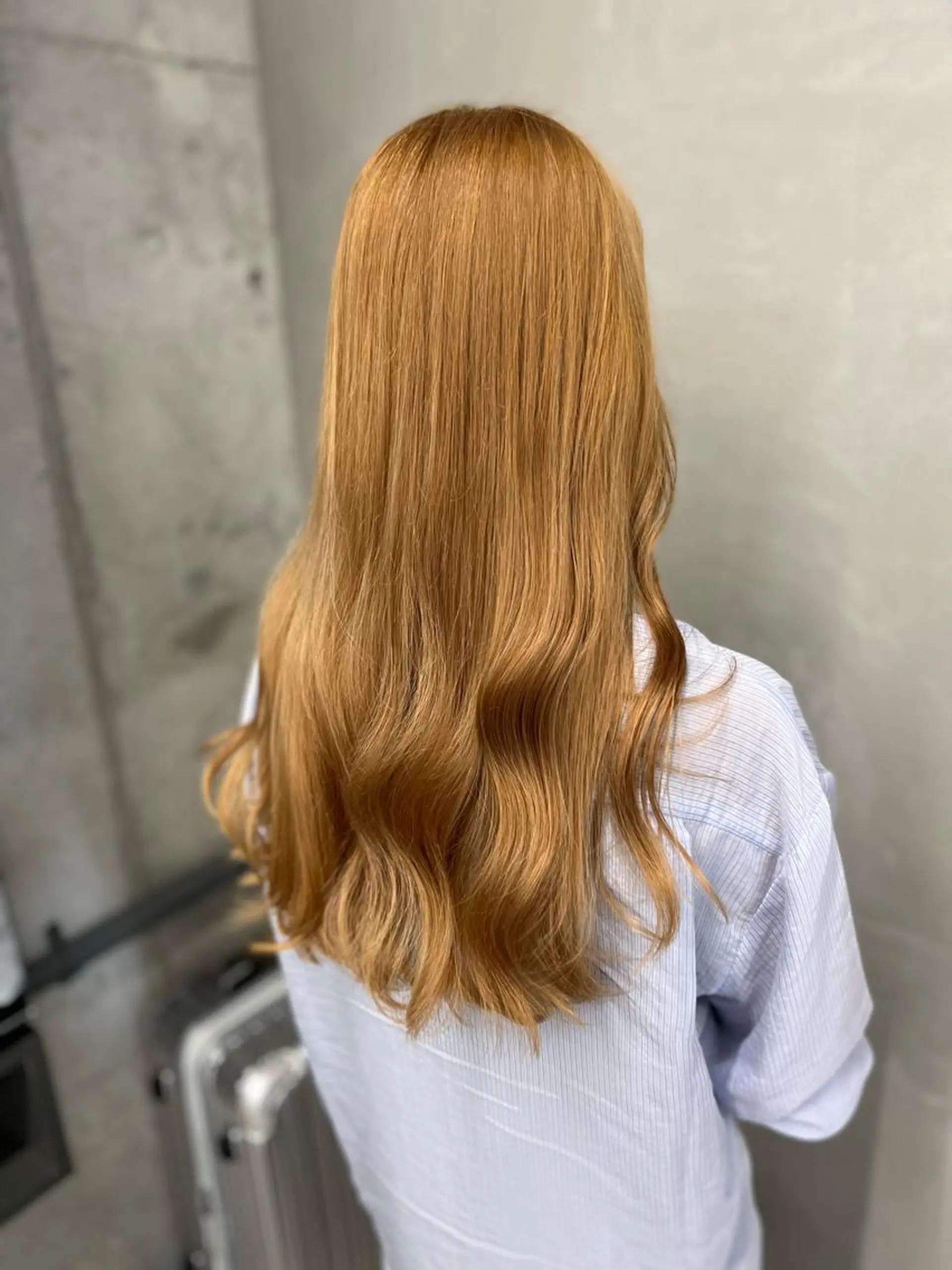 ロング カラー ベージュカラー ハイトーンカラー カット ヘアカラー 誰より丁寧なカット/ 小林輝/レイヤーのヘアスタイル