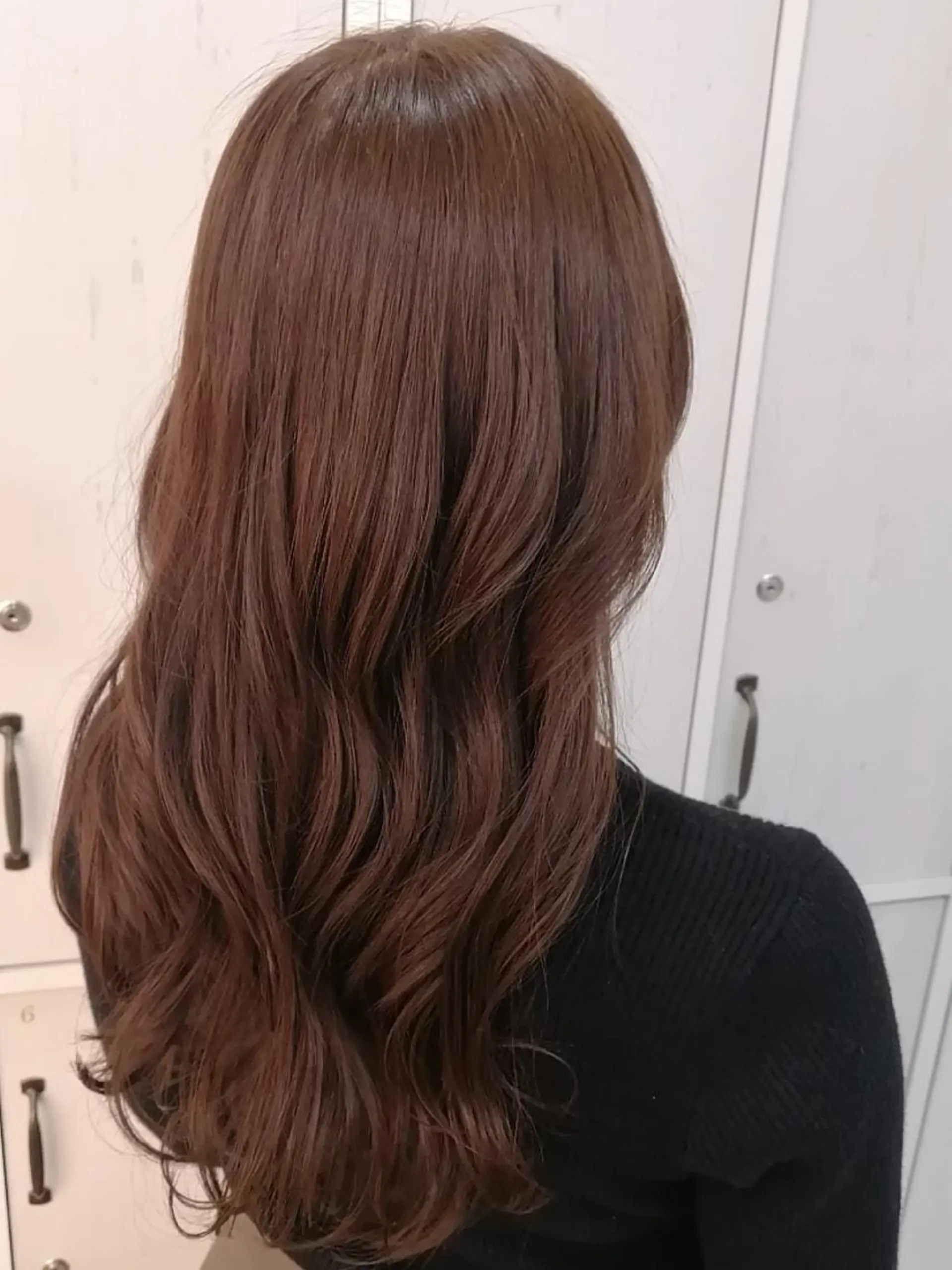 セミロング カラー ✨METEO導入店✨ 髪質改善×縮毛矯正のヘアスタイル