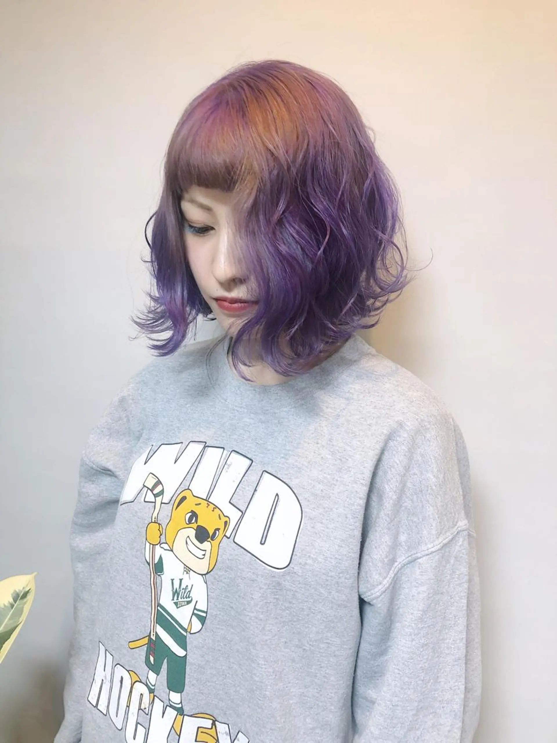 ミディアム カラー パーマ ヘアアレンジ ヘアカラー トリートメント 推し活専用 【派手髪】飯野ゆかりのヘアスタイル